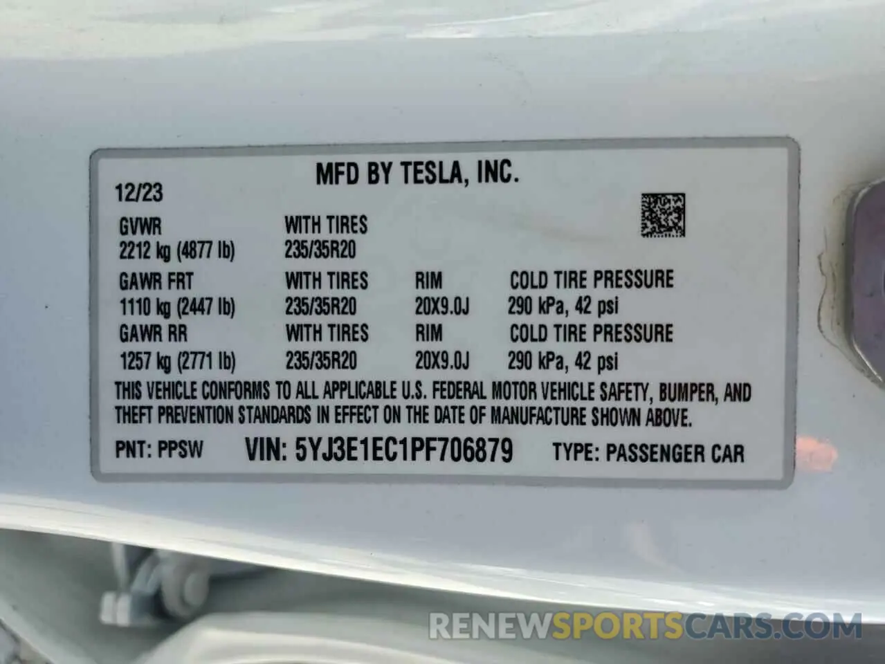 13 Photograph of a damaged car 5YJ3E1EC1PF706879 TESLA MODEL 3 2023