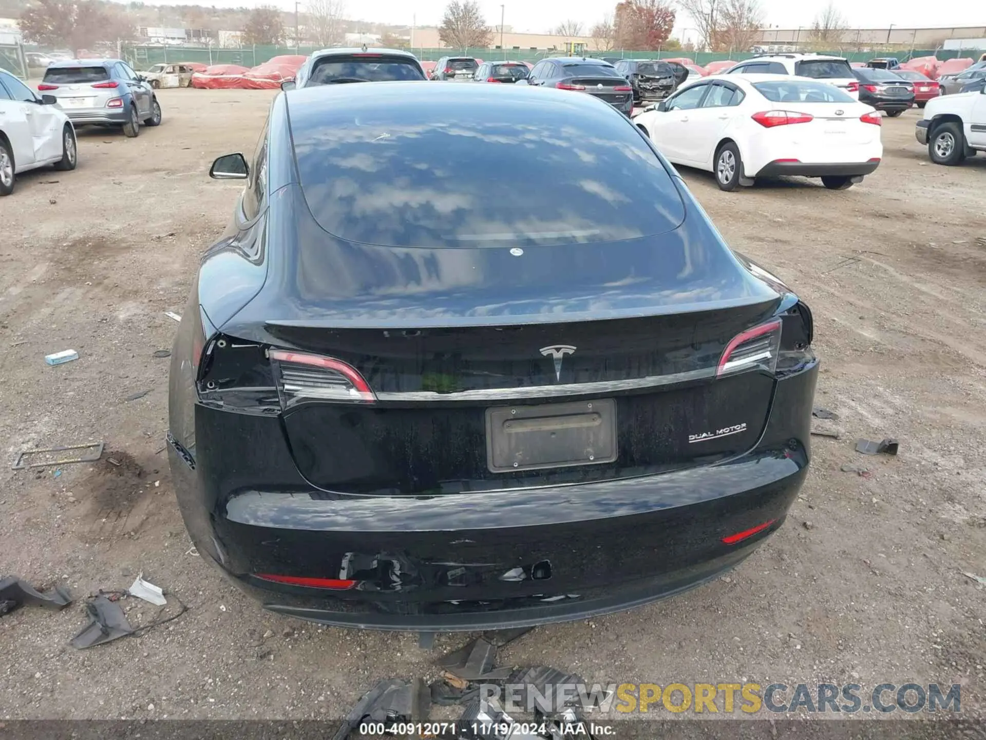 15 Photograph of a damaged car 5YJ3E1EC2PF506531 TESLA MODEL 3 2023