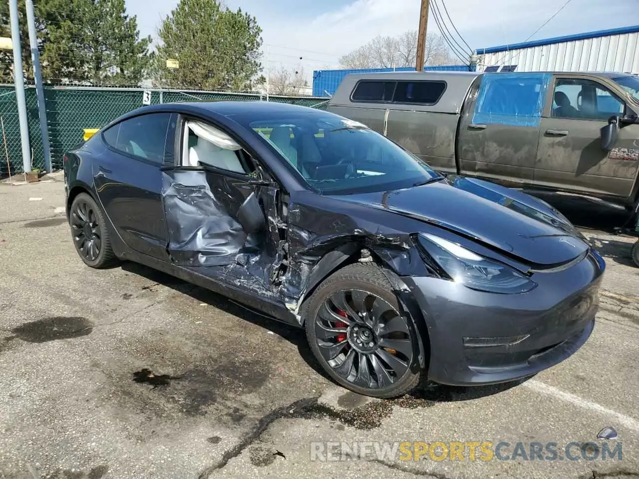4 Photograph of a damaged car 5YJ3E1EC2PF673505 TESLA MODEL 3 2023