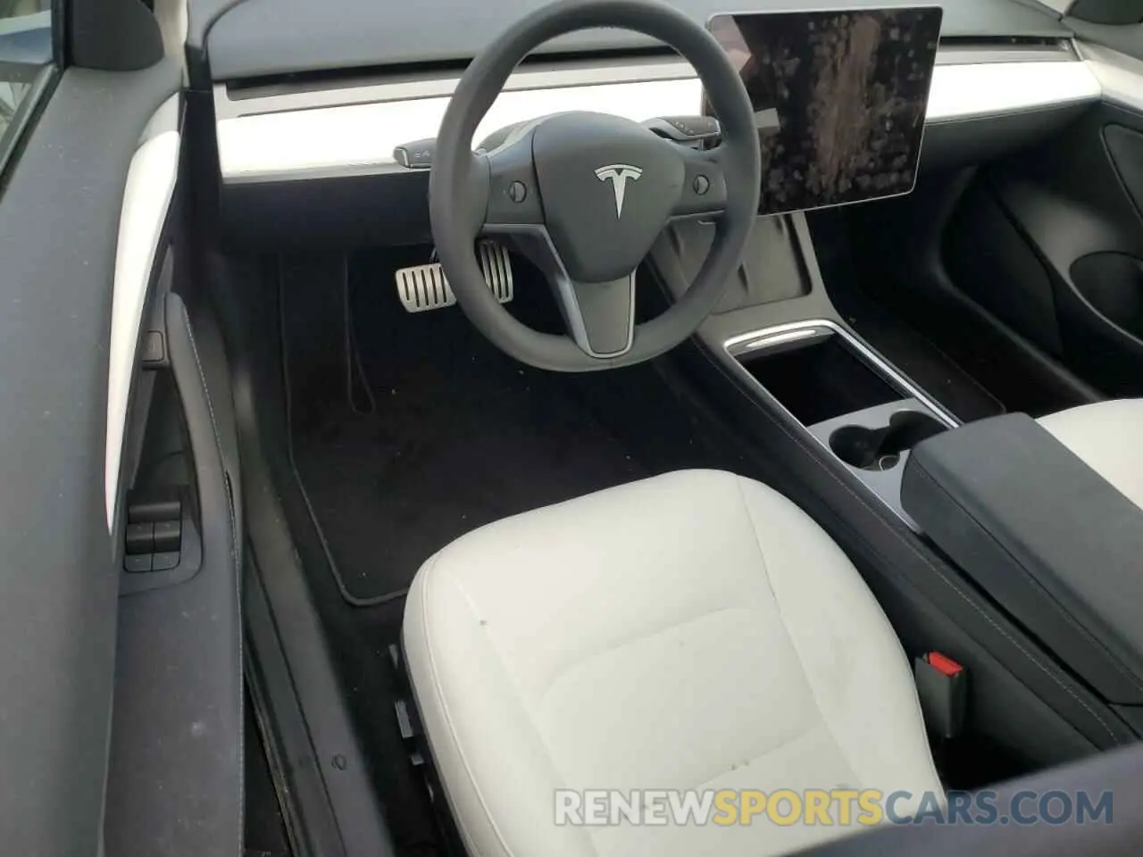 8 Photograph of a damaged car 5YJ3E1EC2PF677330 TESLA MODEL 3 2023
