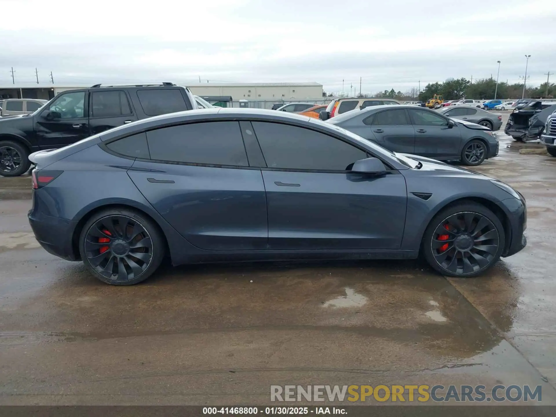13 Photograph of a damaged car 5YJ3E1EC3PF577351 TESLA MODEL 3 2023