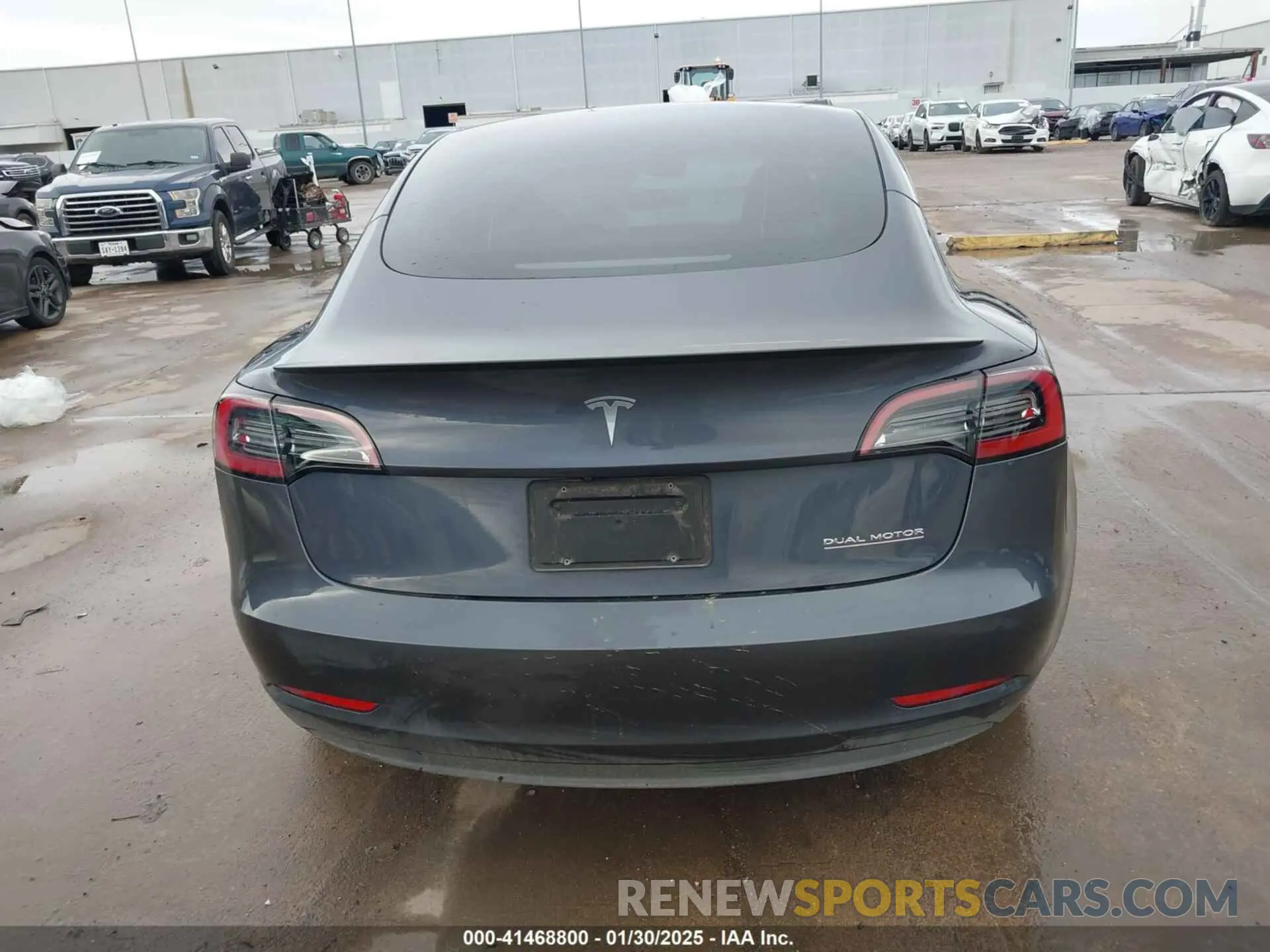 16 Photograph of a damaged car 5YJ3E1EC3PF577351 TESLA MODEL 3 2023
