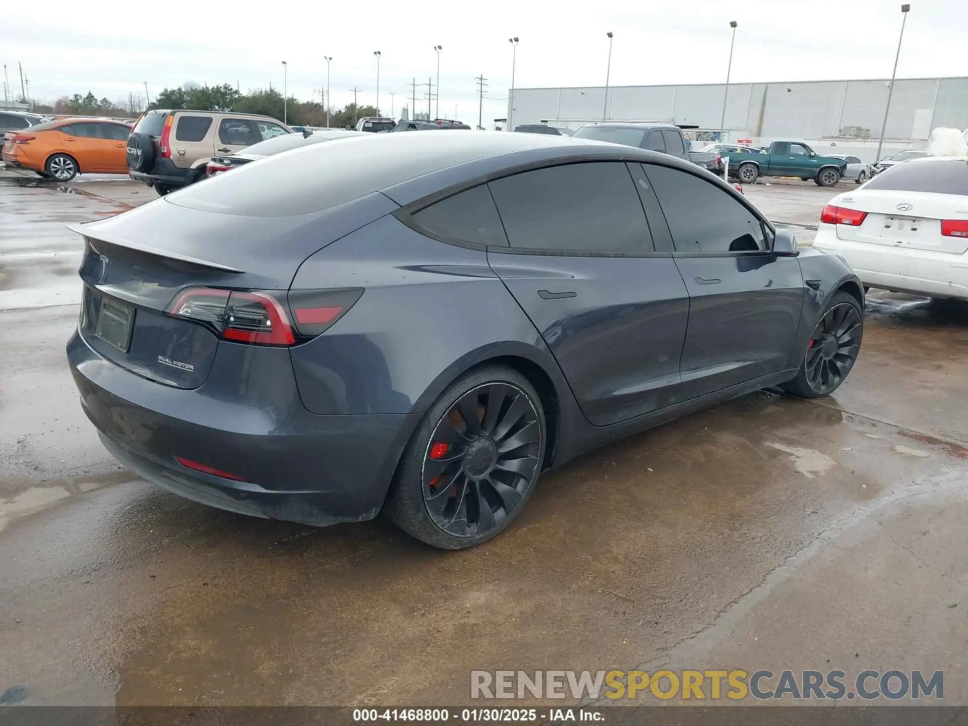 4 Photograph of a damaged car 5YJ3E1EC3PF577351 TESLA MODEL 3 2023