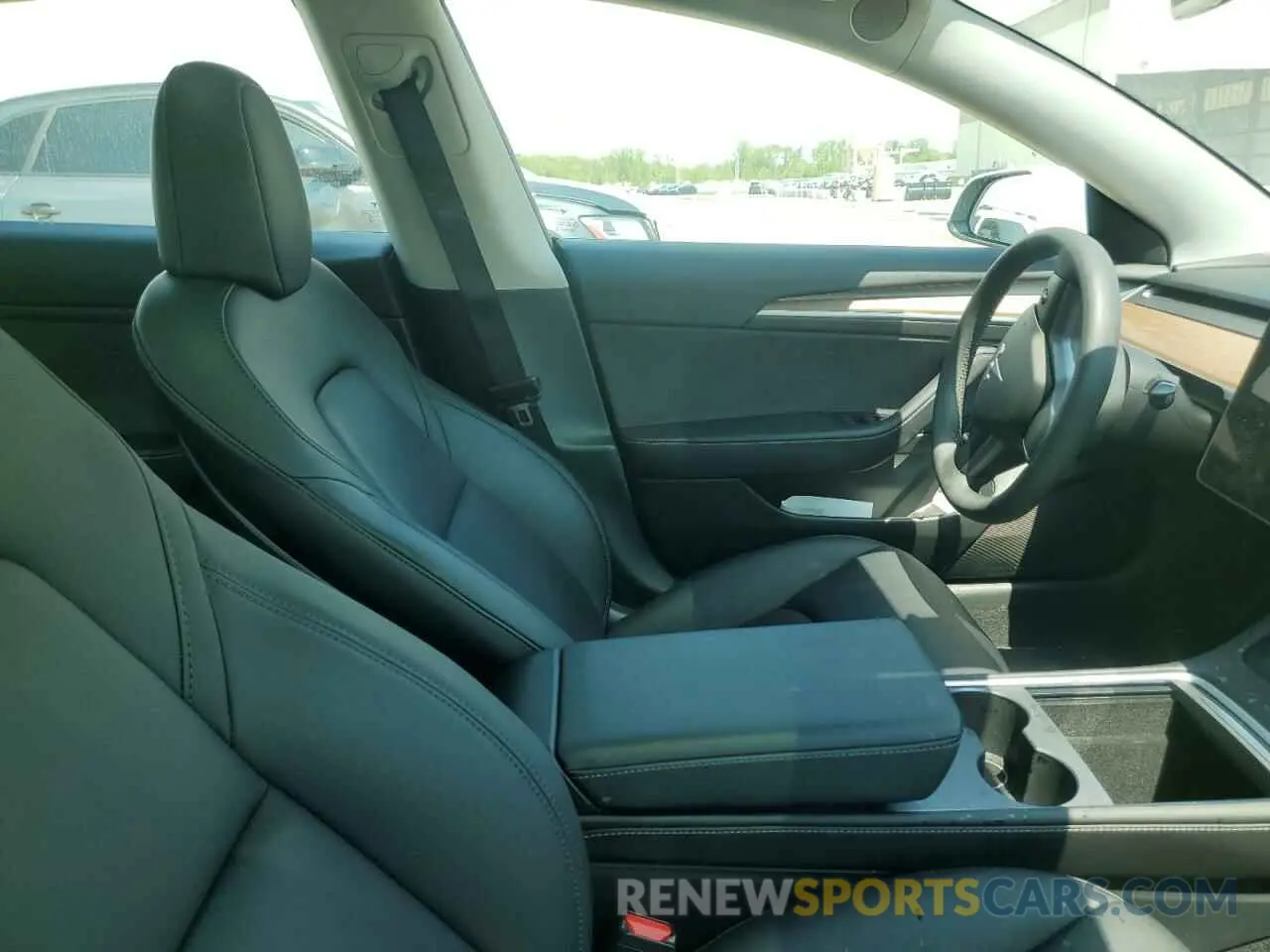 7 Photograph of a damaged car 5YJ3E1EC3PF675246 TESLA MODEL 3 2023