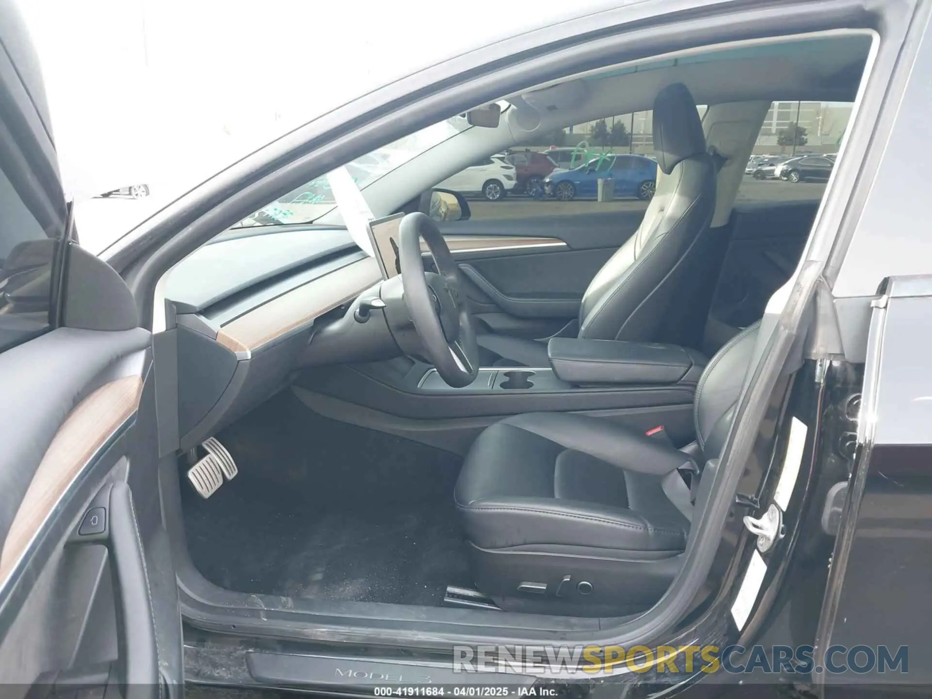 5 Photograph of a damaged car 5YJ3E1EC3PF716085 TESLA MODEL 3 2023