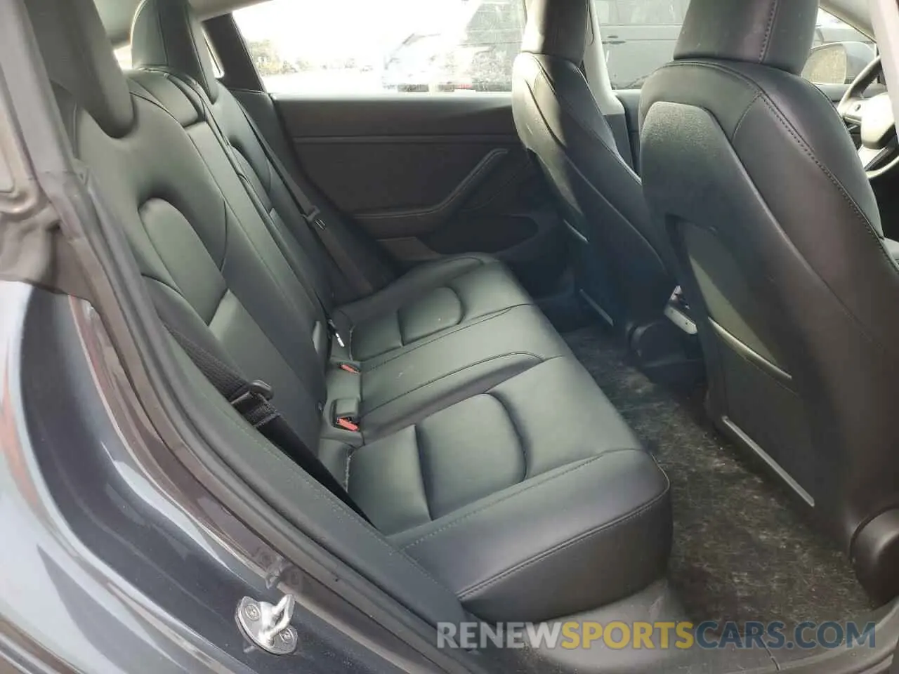 10 Photograph of a damaged car 5YJ3E1EC4PF488873 TESLA MODEL 3 2023