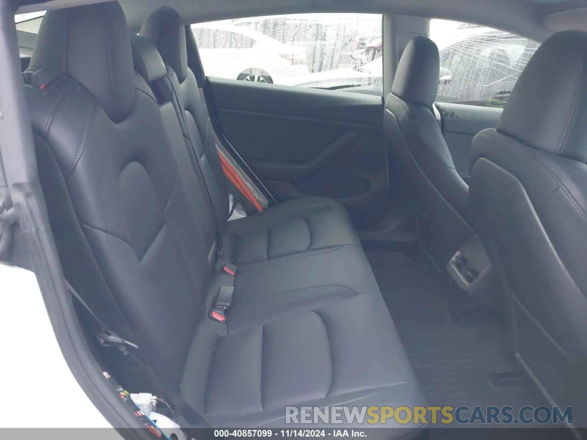 8 Photograph of a damaged car 5YJ3E1EC4PF628033 TESLA MODEL 3 2023