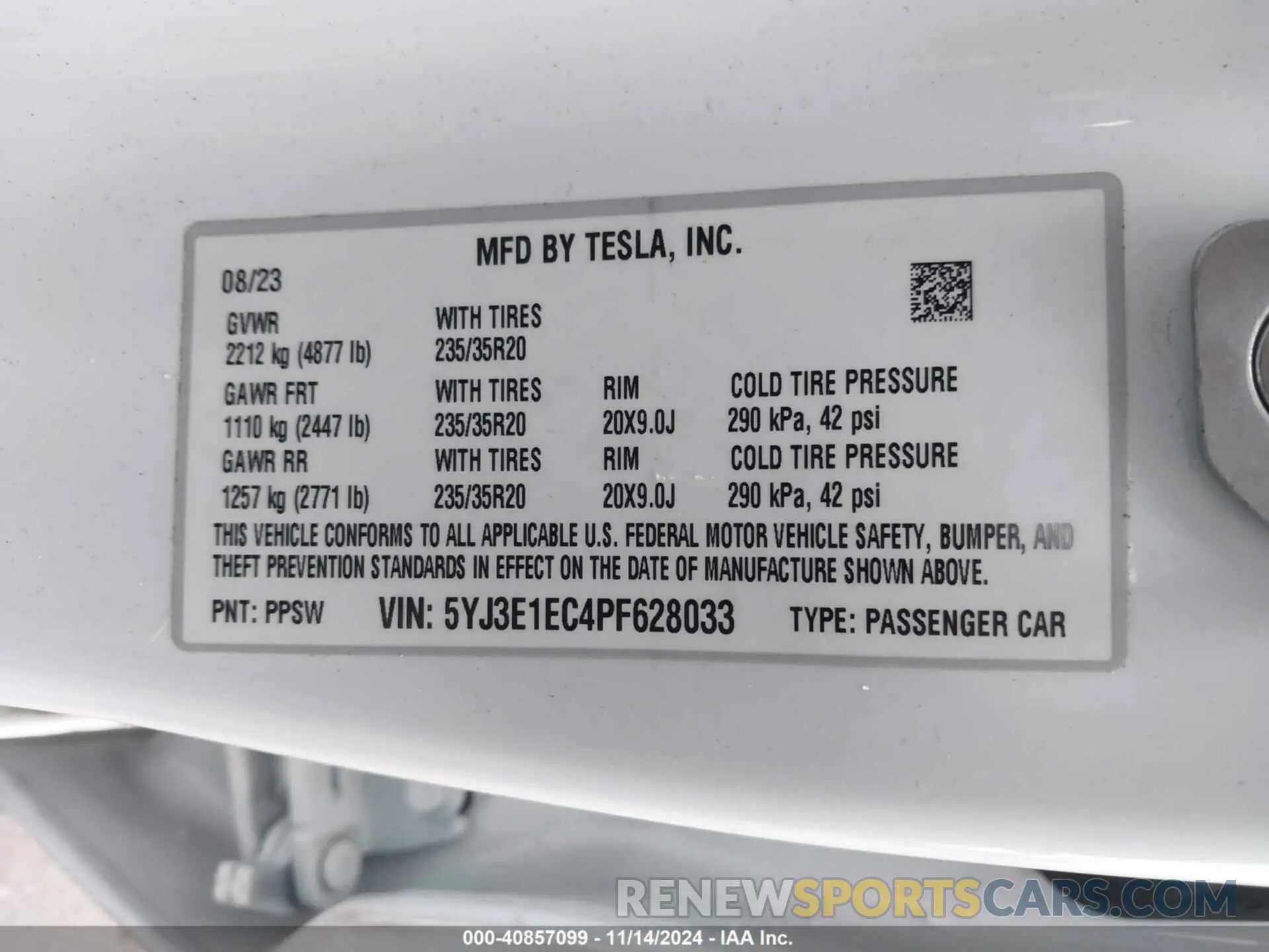 9 Photograph of a damaged car 5YJ3E1EC4PF628033 TESLA MODEL 3 2023