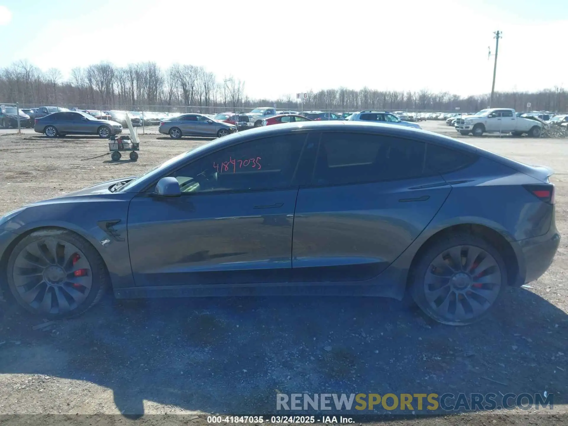 13 Photograph of a damaged car 5YJ3E1EC4PF633961 TESLA MODEL 3 2023
