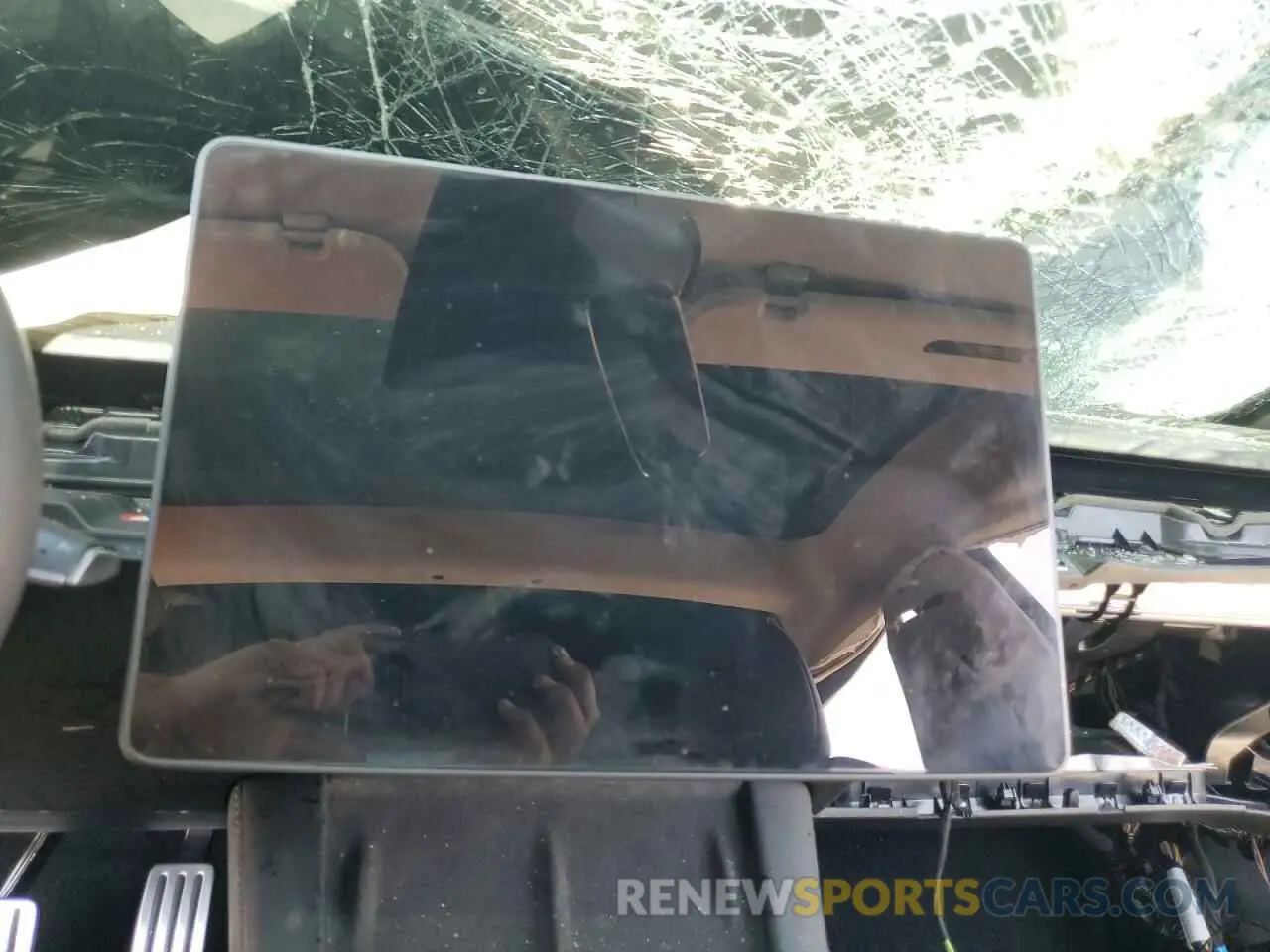 9 Photograph of a damaged car 5YJ3E1EC4PF693819 TESLA MODEL 3 2023