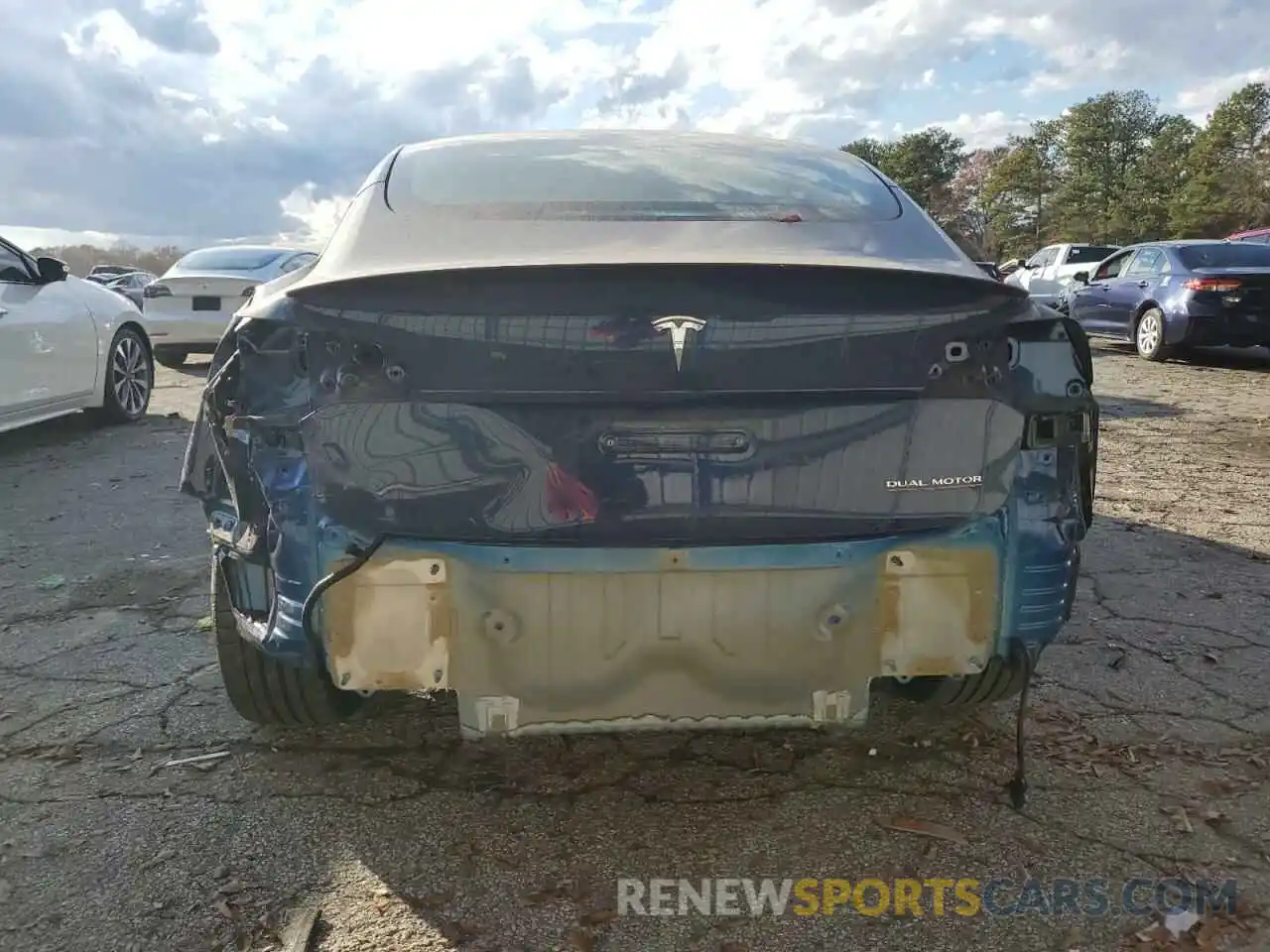 6 Photograph of a damaged car 5YJ3E1EC4PF696719 TESLA MODEL 3 2023