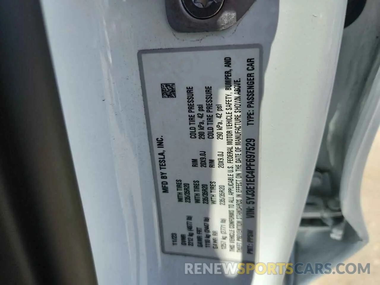 12 Photograph of a damaged car 5YJ3E1EC4PF697529 TESLA MODEL 3 2023
