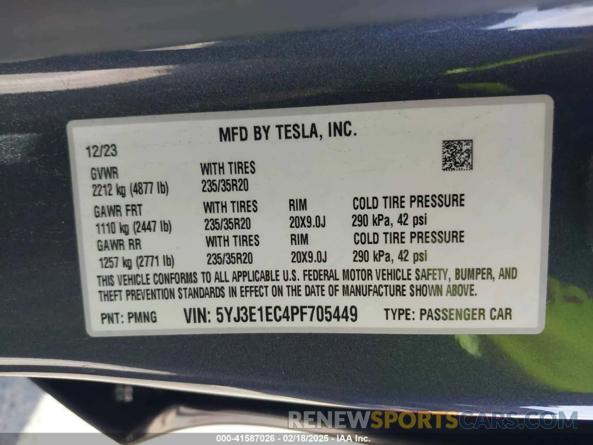 9 Photograph of a damaged car 5YJ3E1EC4PF705449 TESLA MODEL 3 2023