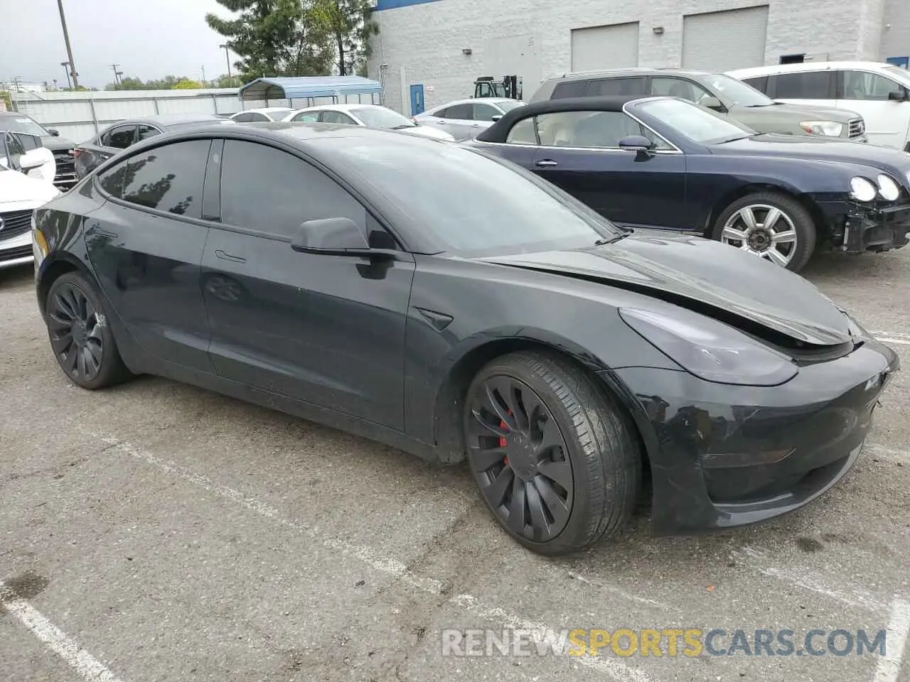 4 Photograph of a damaged car 5YJ3E1EC5PF399202 TESLA MODEL 3 2023