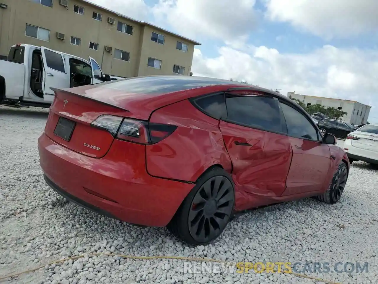 3 Photograph of a damaged car 5YJ3E1EC5PF488512 TESLA MODEL 3 2023