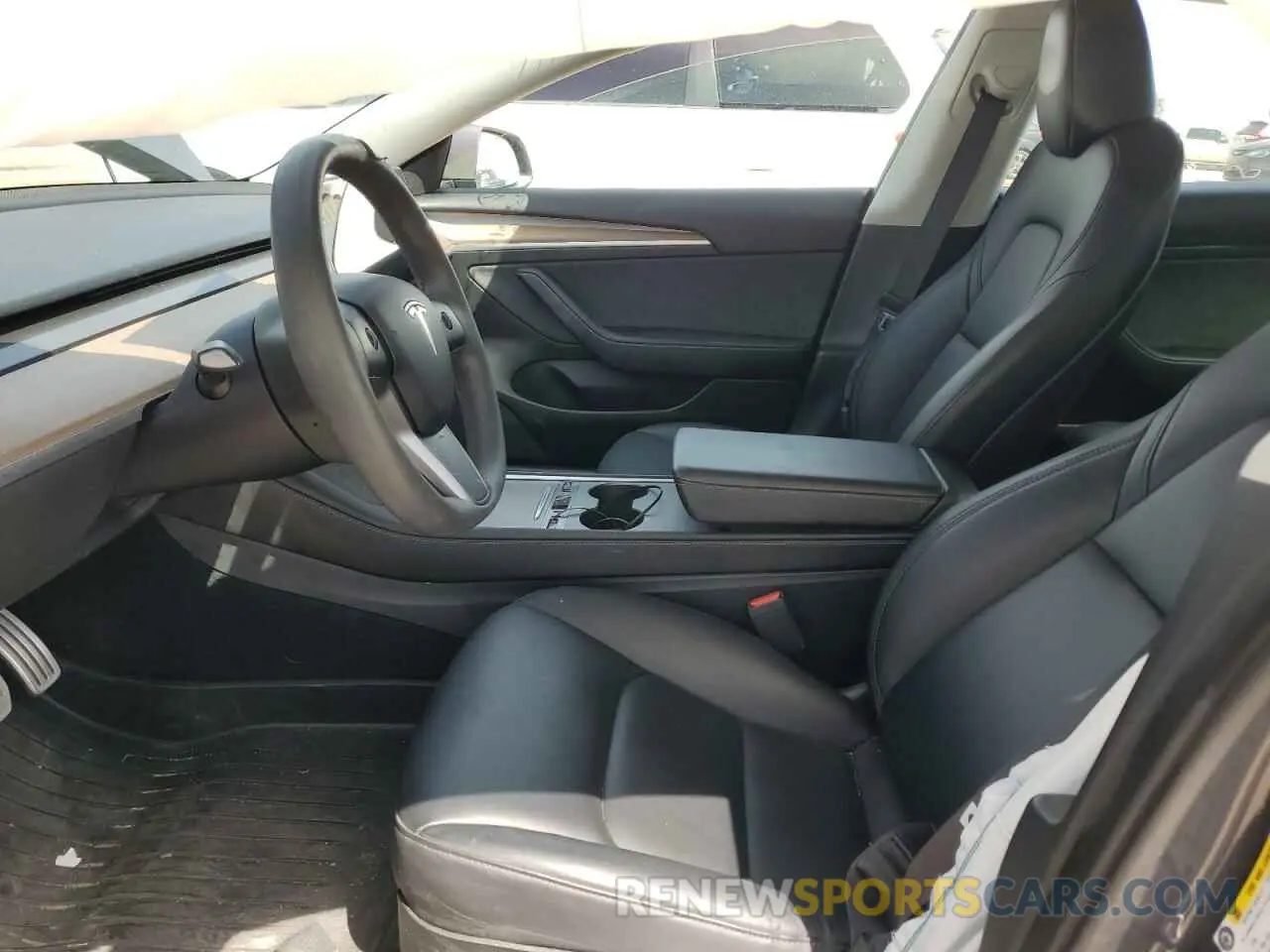 7 Photograph of a damaged car 5YJ3E1EC5PF633483 TESLA MODEL 3 2023