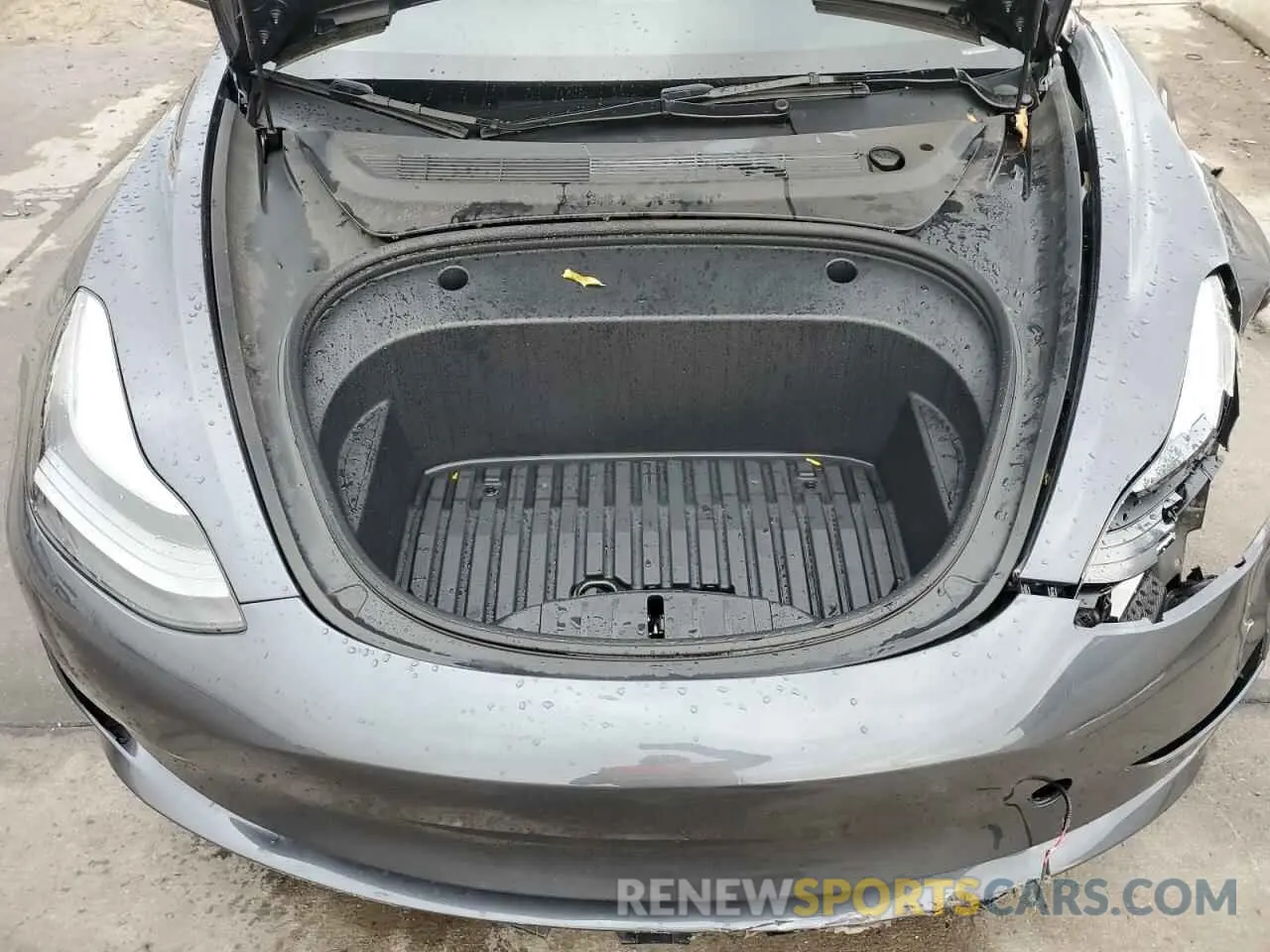 11 Photograph of a damaged car 5YJ3E1EC5PF634522 TESLA MODEL 3 2023