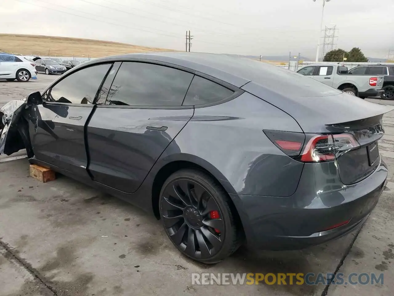 2 Photograph of a damaged car 5YJ3E1EC5PF634522 TESLA MODEL 3 2023