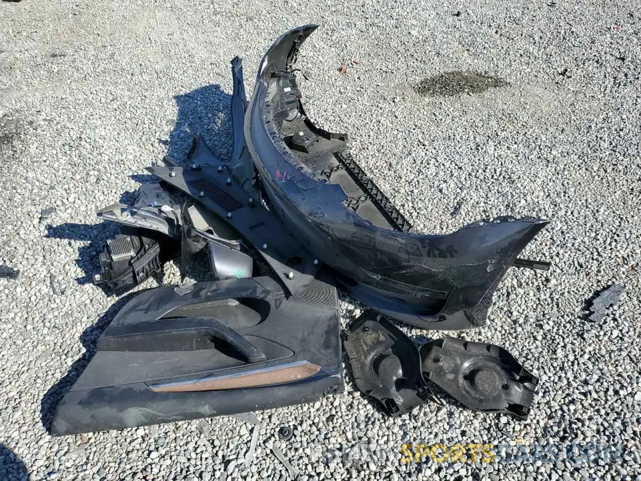 14 Photograph of a damaged car 5YJ3E1EC5PF635511 TESLA MODEL 3 2023