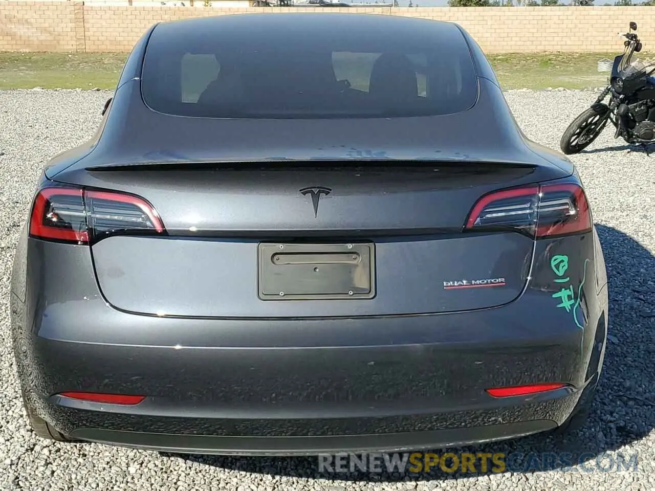6 Photograph of a damaged car 5YJ3E1EC5PF635511 TESLA MODEL 3 2023