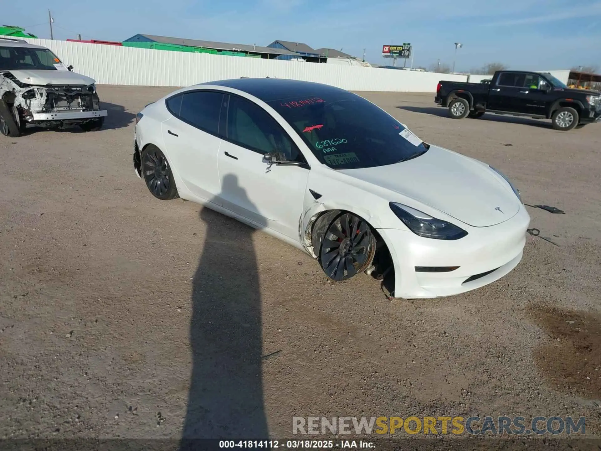 1 Photograph of a damaged car 5YJ3E1EC5PF689620 TESLA MODEL 3 2023