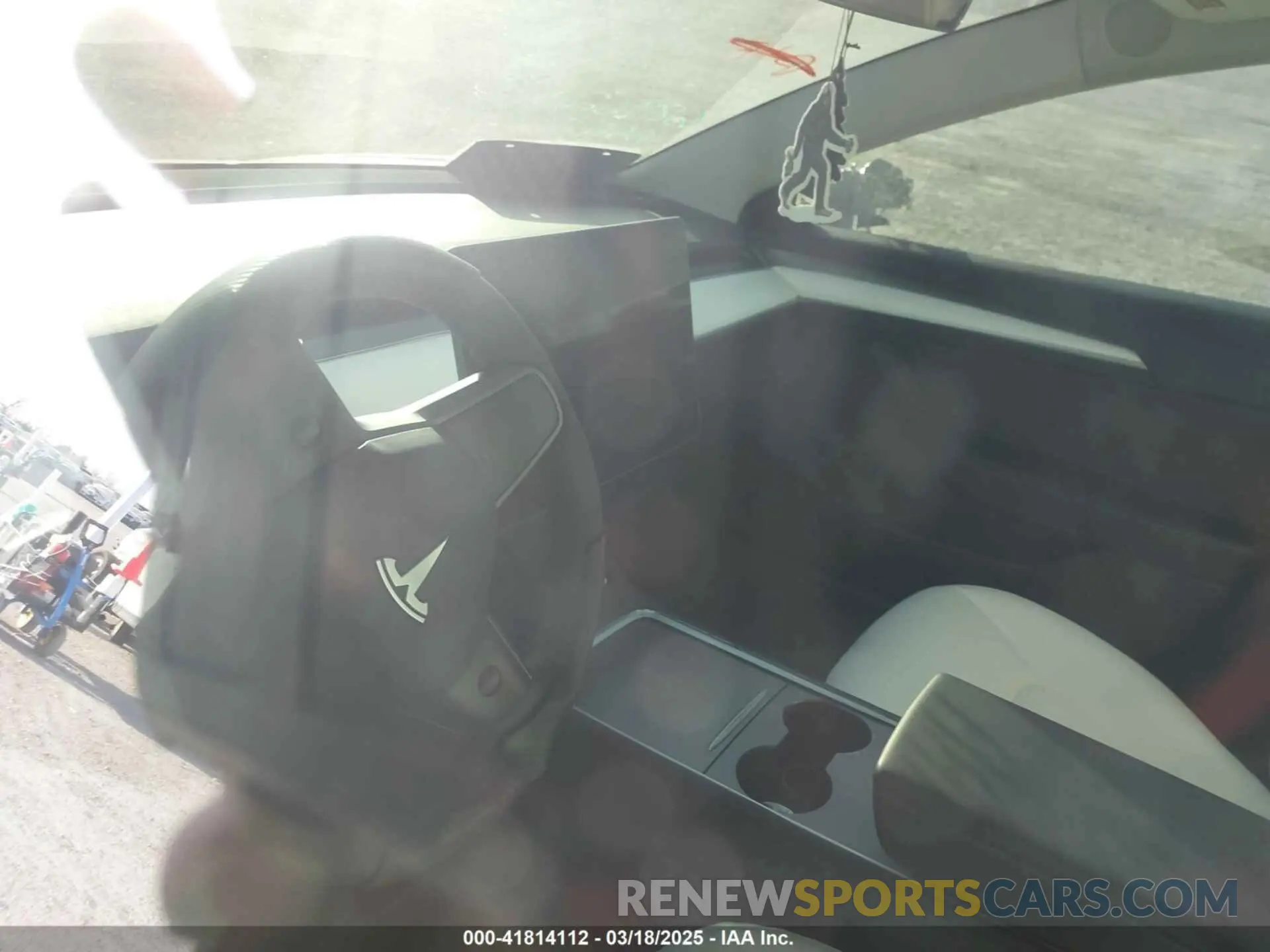 7 Photograph of a damaged car 5YJ3E1EC5PF689620 TESLA MODEL 3 2023