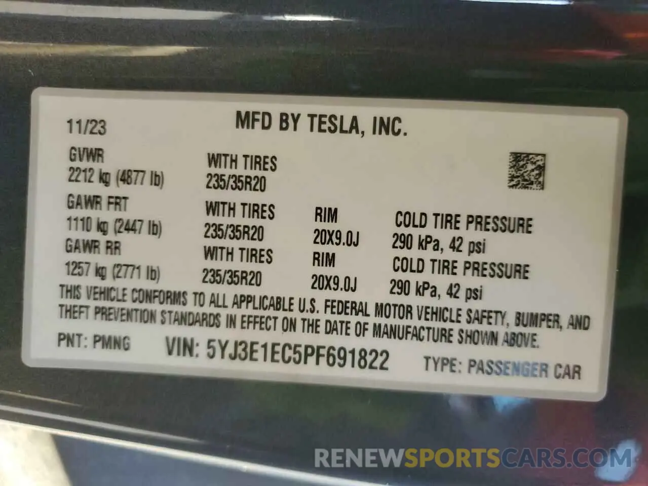12 Photograph of a damaged car 5YJ3E1EC5PF691822 TESLA MODEL 3 2023