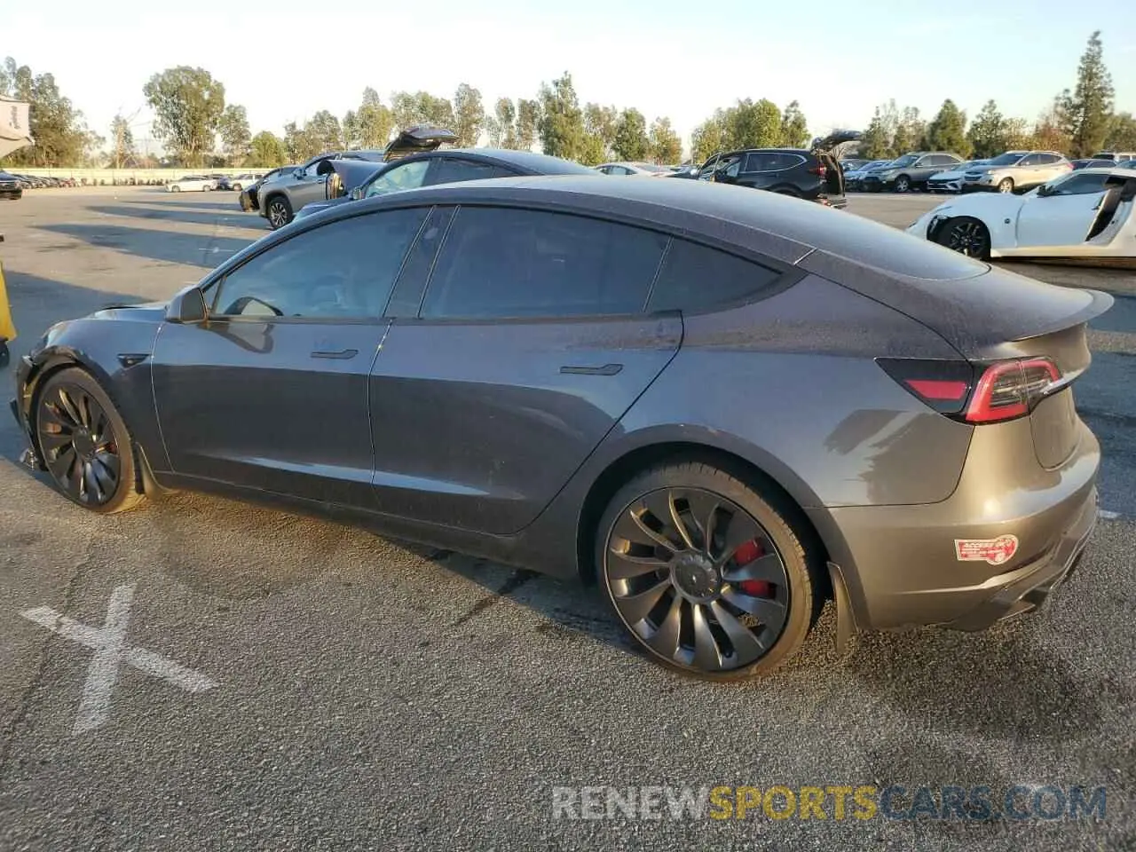 2 Photograph of a damaged car 5YJ3E1EC5PF691822 TESLA MODEL 3 2023