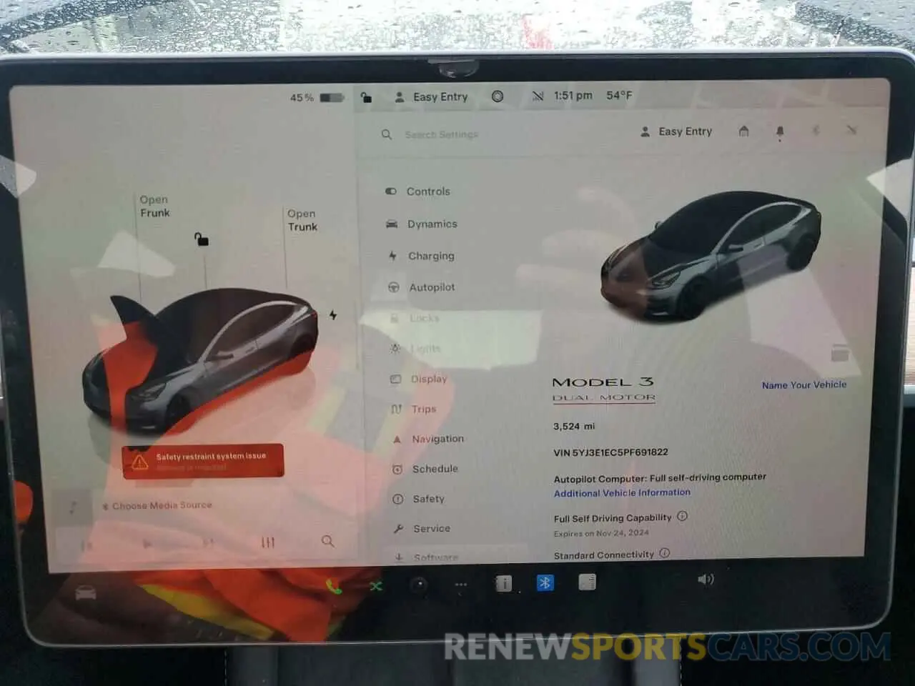 9 Photograph of a damaged car 5YJ3E1EC5PF691822 TESLA MODEL 3 2023