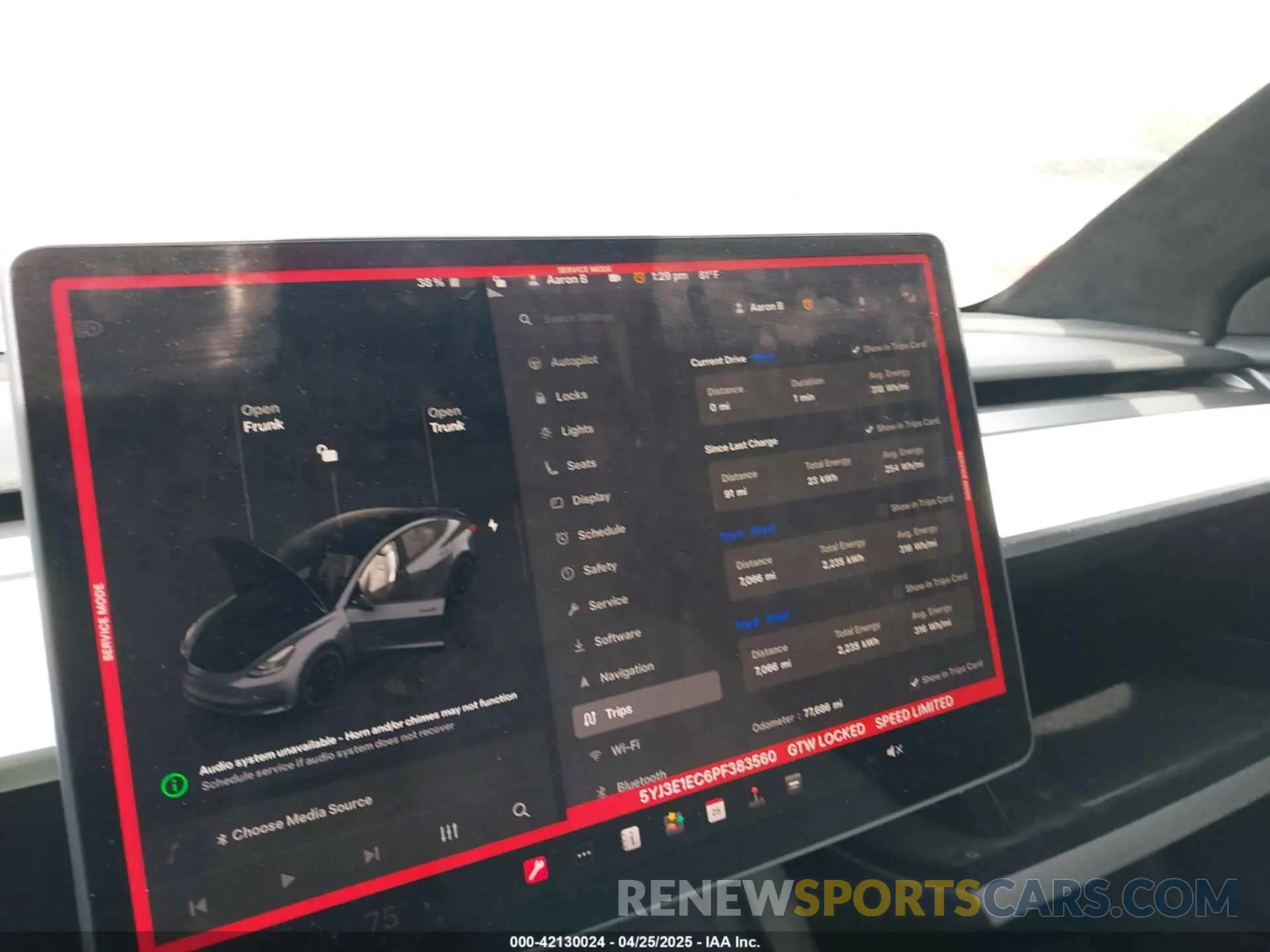 19 Photograph of a damaged car 5YJ3E1EC6PF383560 TESLA MODEL 3 2023