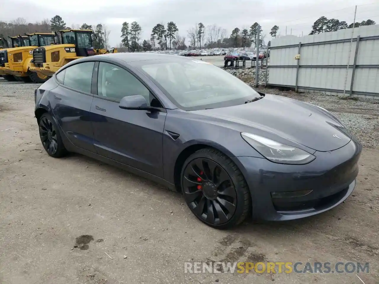 4 Photograph of a damaged car 5YJ3E1EC6PF404889 TESLA MODEL 3 2023