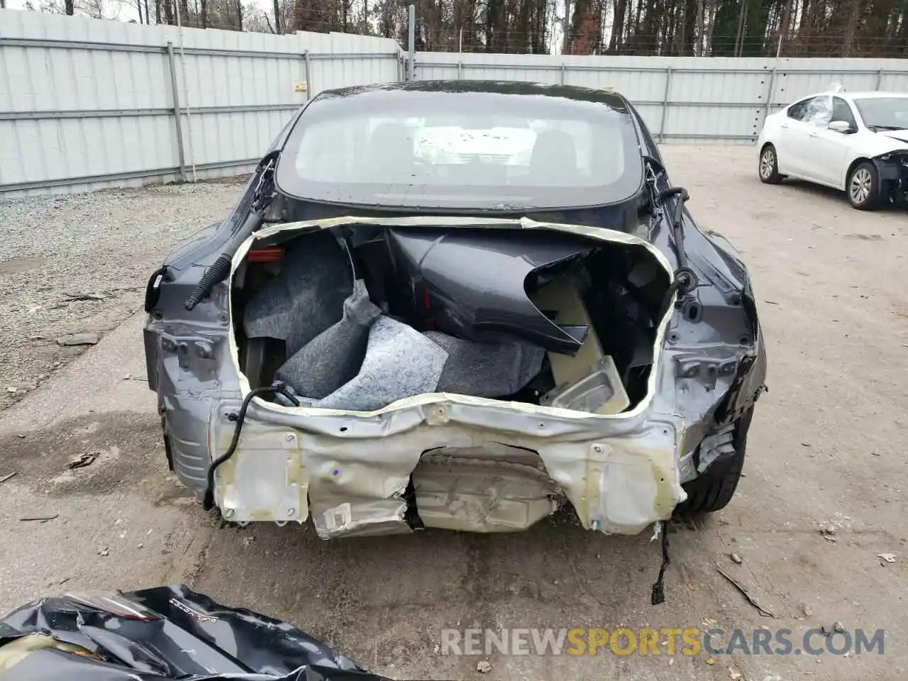 6 Photograph of a damaged car 5YJ3E1EC6PF404889 TESLA MODEL 3 2023