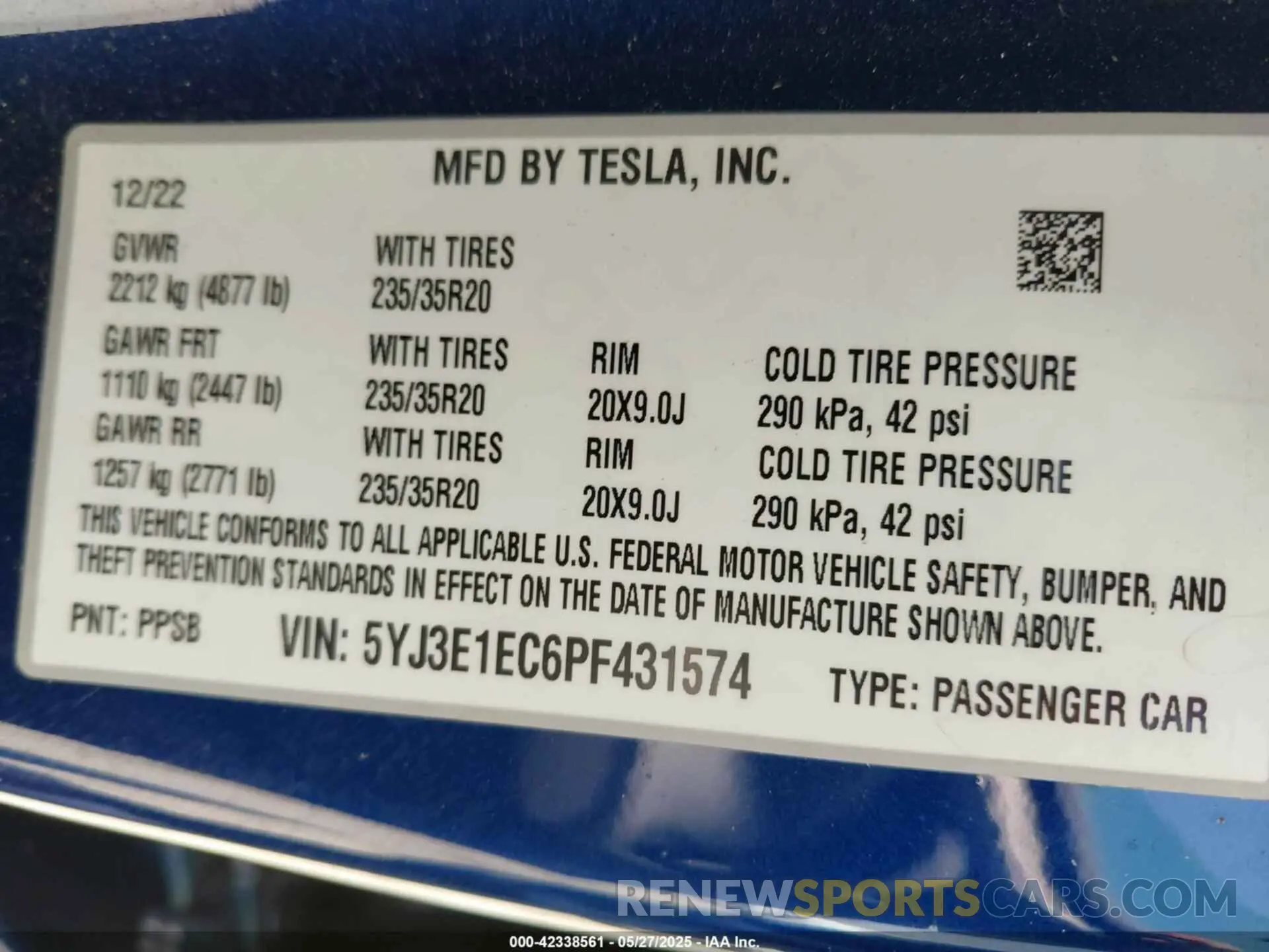 9 Photograph of a damaged car 5YJ3E1EC6PF431574 TESLA MODEL 3 2023