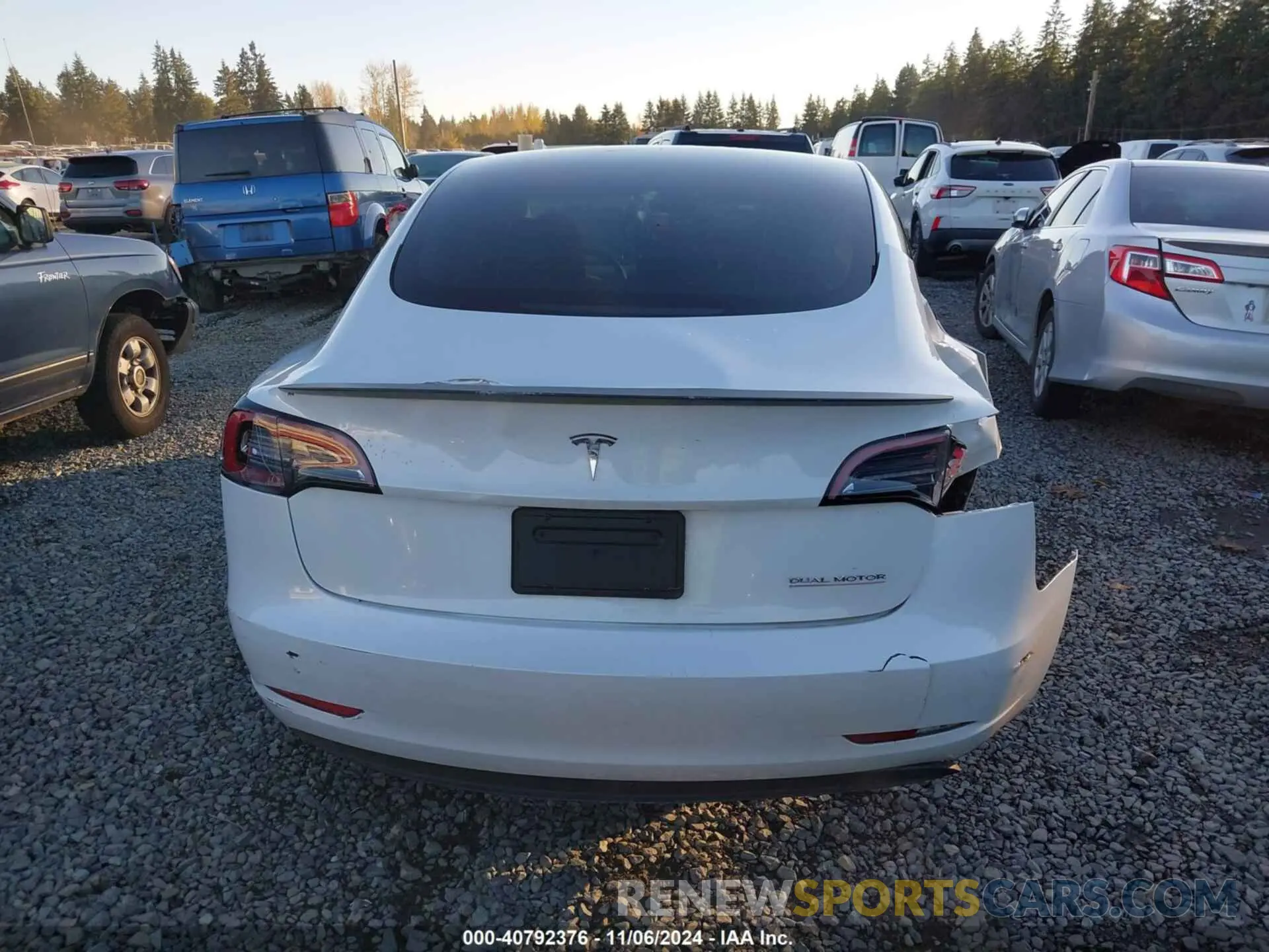 16 Photograph of a damaged car 5YJ3E1EC6PF553660 TESLA MODEL 3 2023