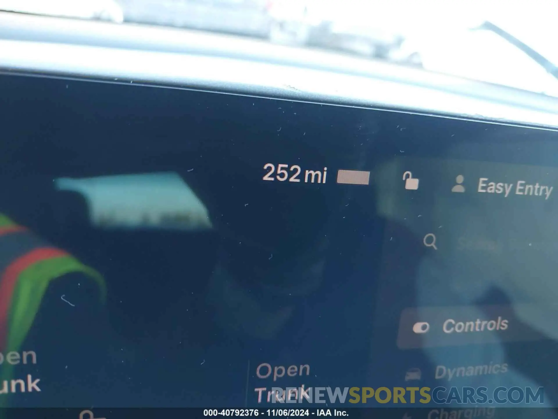 17 Photograph of a damaged car 5YJ3E1EC6PF553660 TESLA MODEL 3 2023