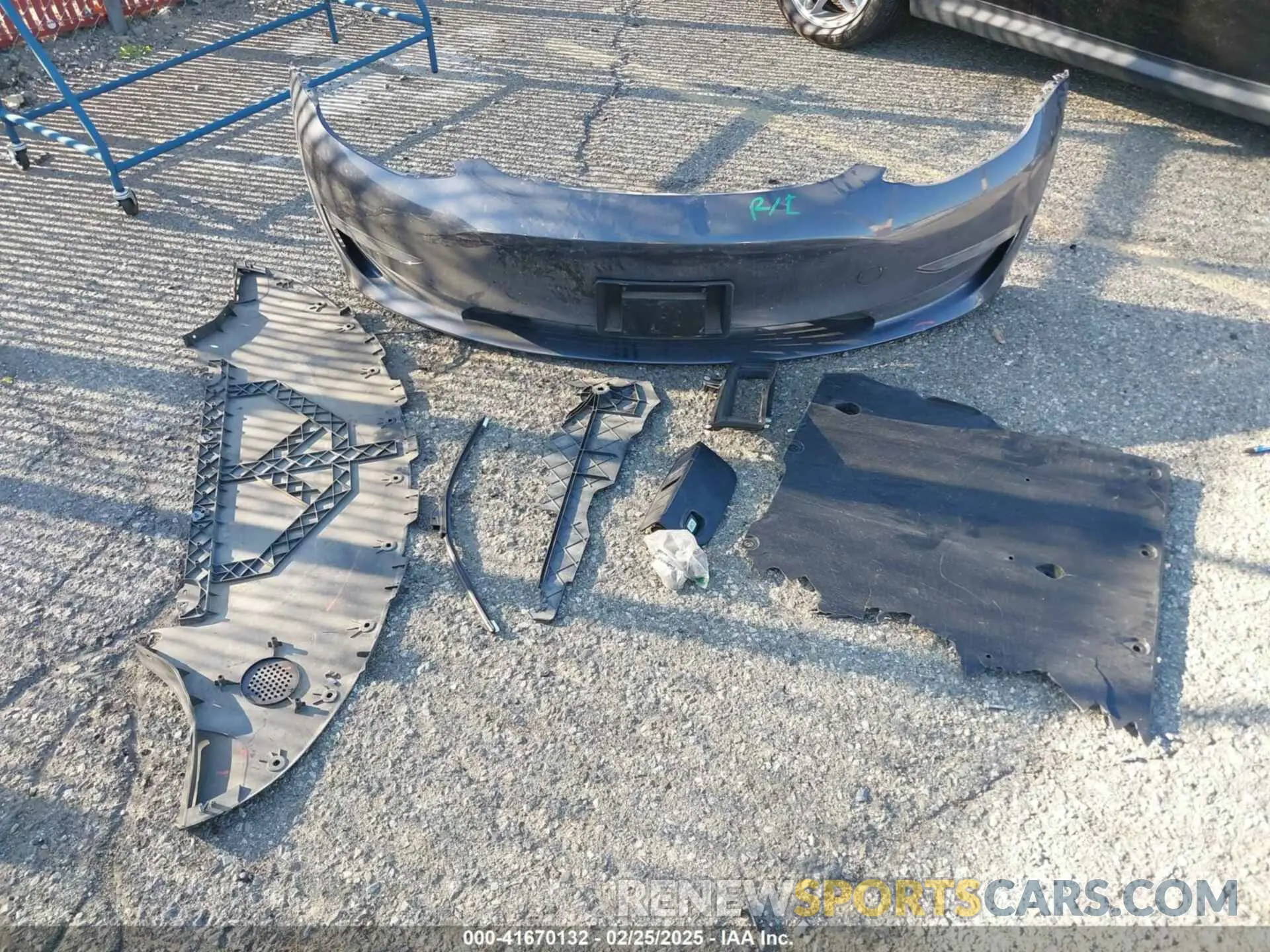 11 Photograph of a damaged car 5YJ3E1EC6PF714766 TESLA MODEL 3 2023