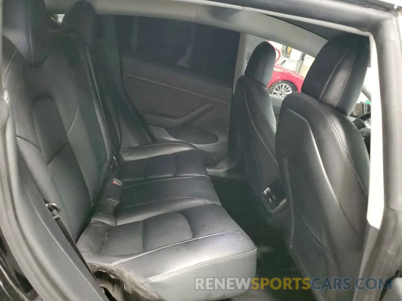 10 Photograph of a damaged car 5YJ3E1EC7PF399105 TESLA MODEL 3 2023