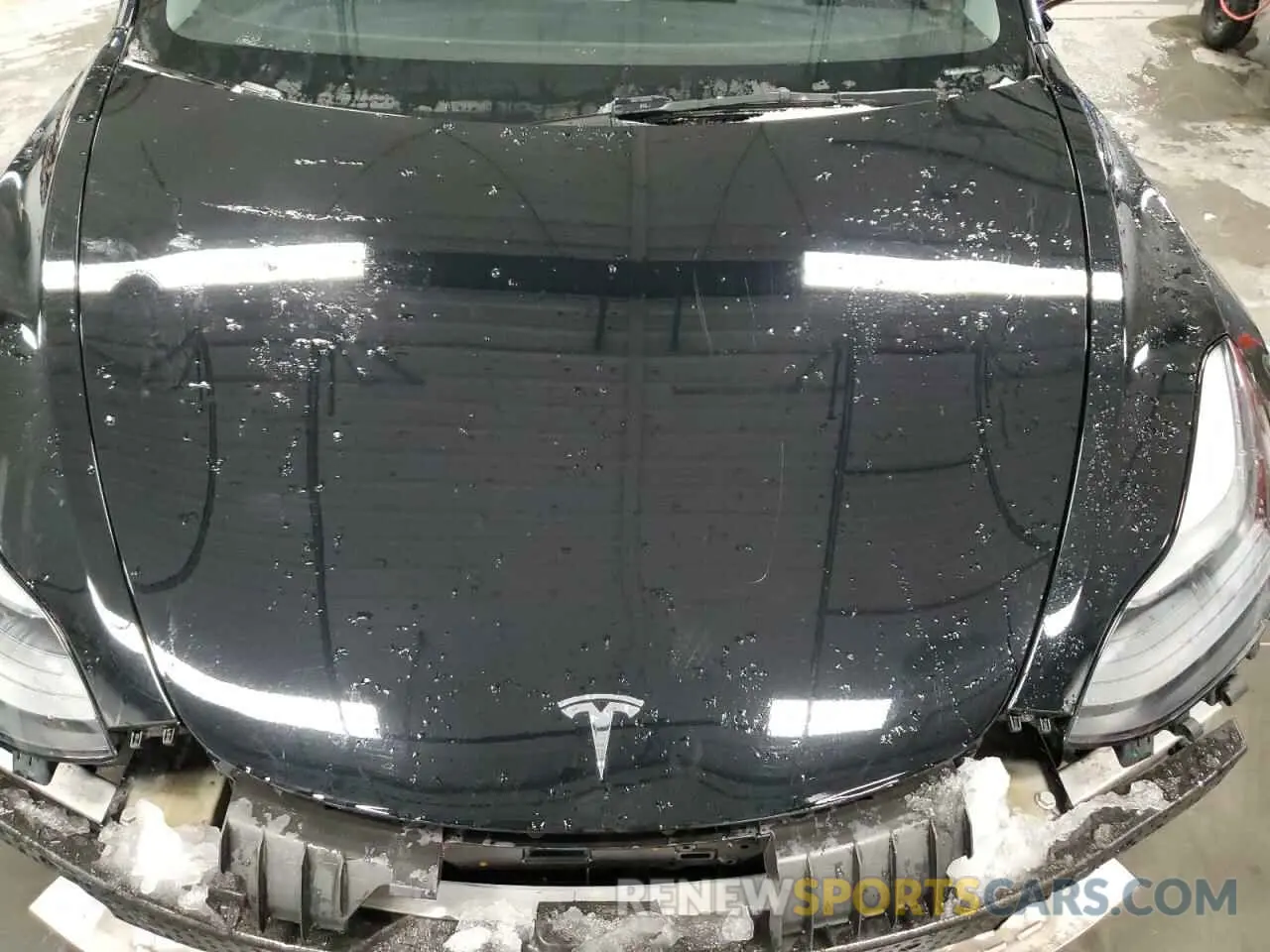 11 Photograph of a damaged car 5YJ3E1EC7PF399105 TESLA MODEL 3 2023