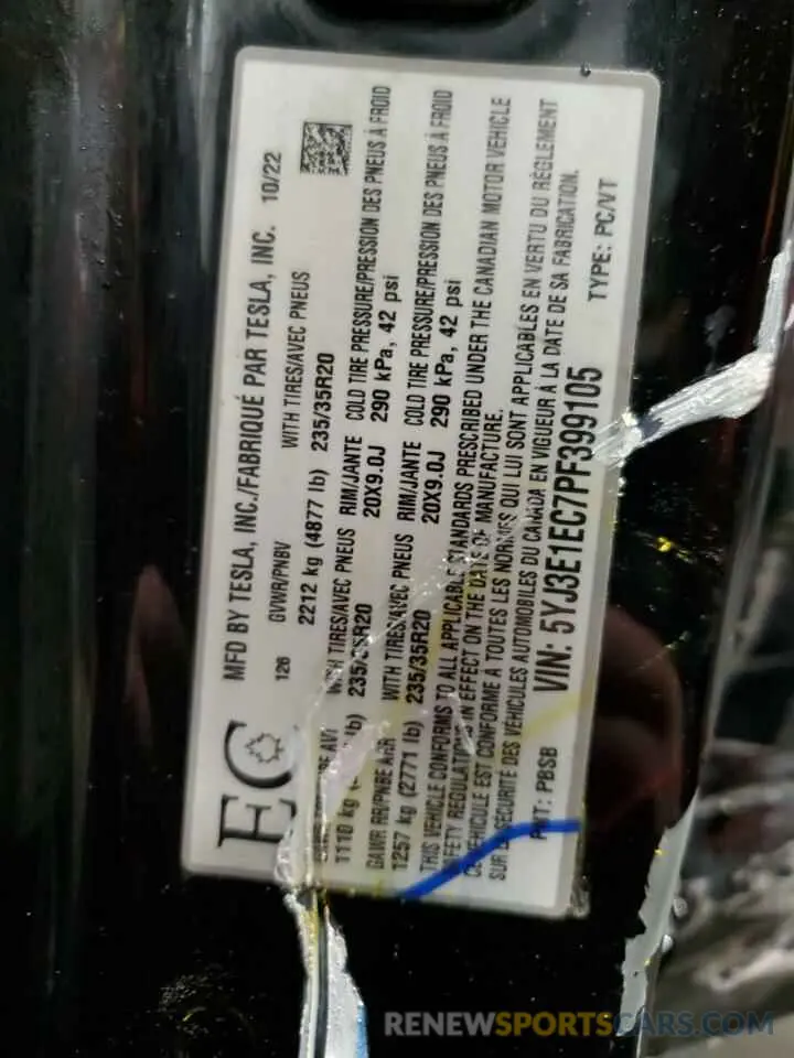 13 Photograph of a damaged car 5YJ3E1EC7PF399105 TESLA MODEL 3 2023