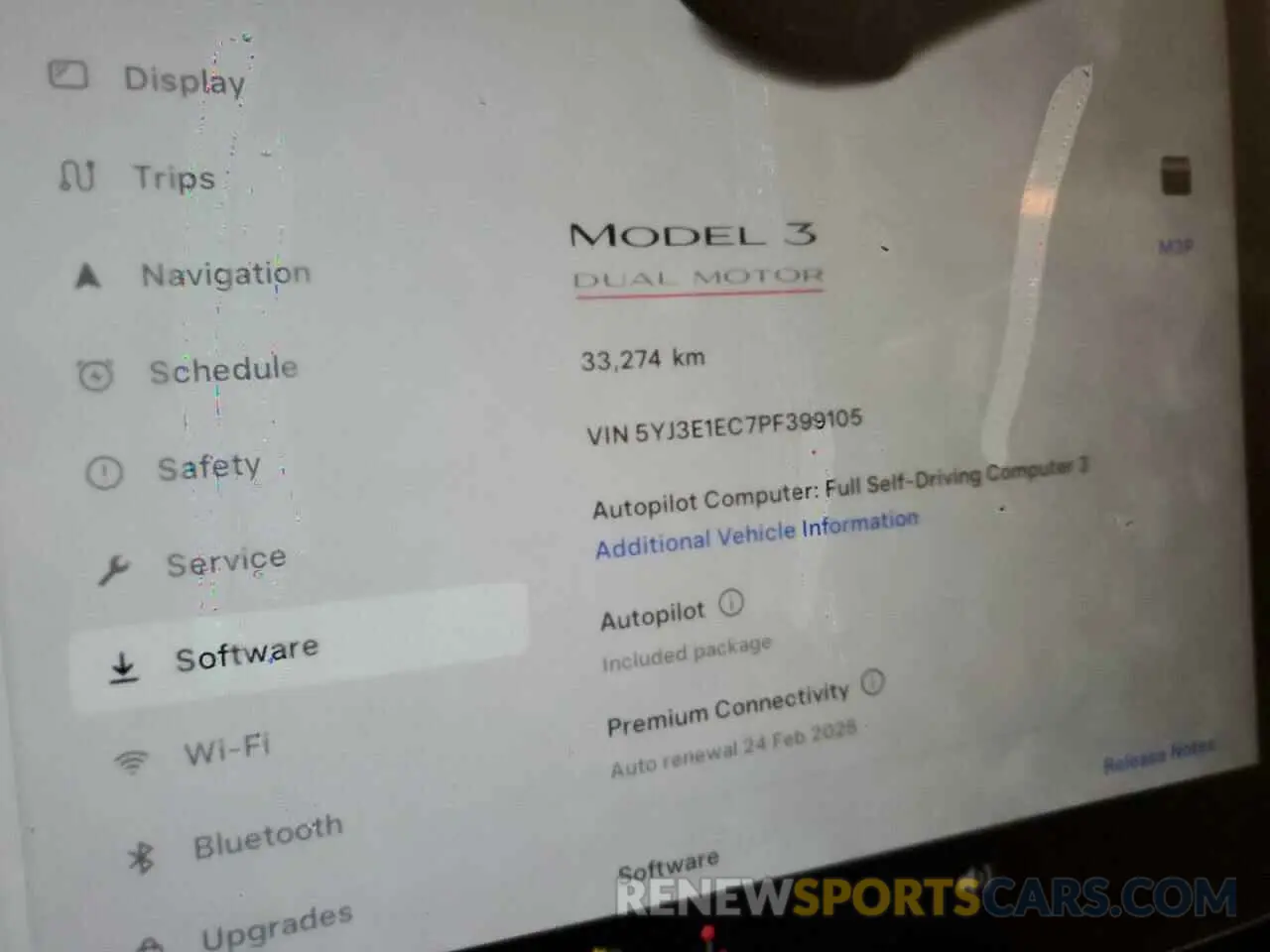 9 Photograph of a damaged car 5YJ3E1EC7PF399105 TESLA MODEL 3 2023