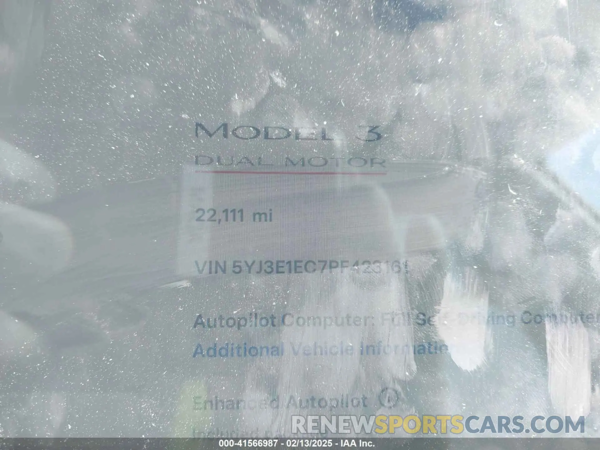 15 Photograph of a damaged car 5YJ3E1EC7PF423161 TESLA MODEL 3 2023
