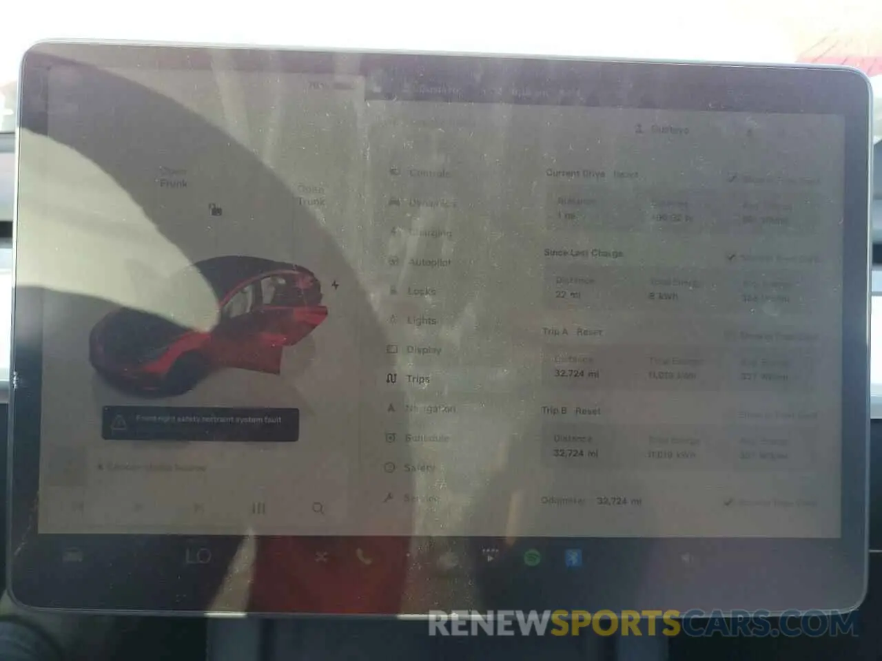 9 Photograph of a damaged car 5YJ3E1EC7PF486616 TESLA MODEL 3 2023