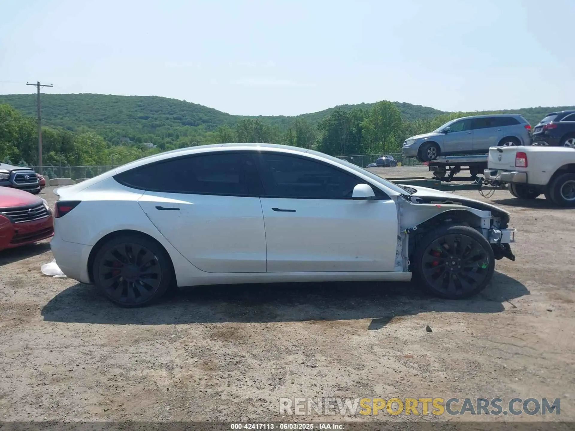 13 Photograph of a damaged car 5YJ3E1EC7PF500160 TESLA MODEL 3 2023