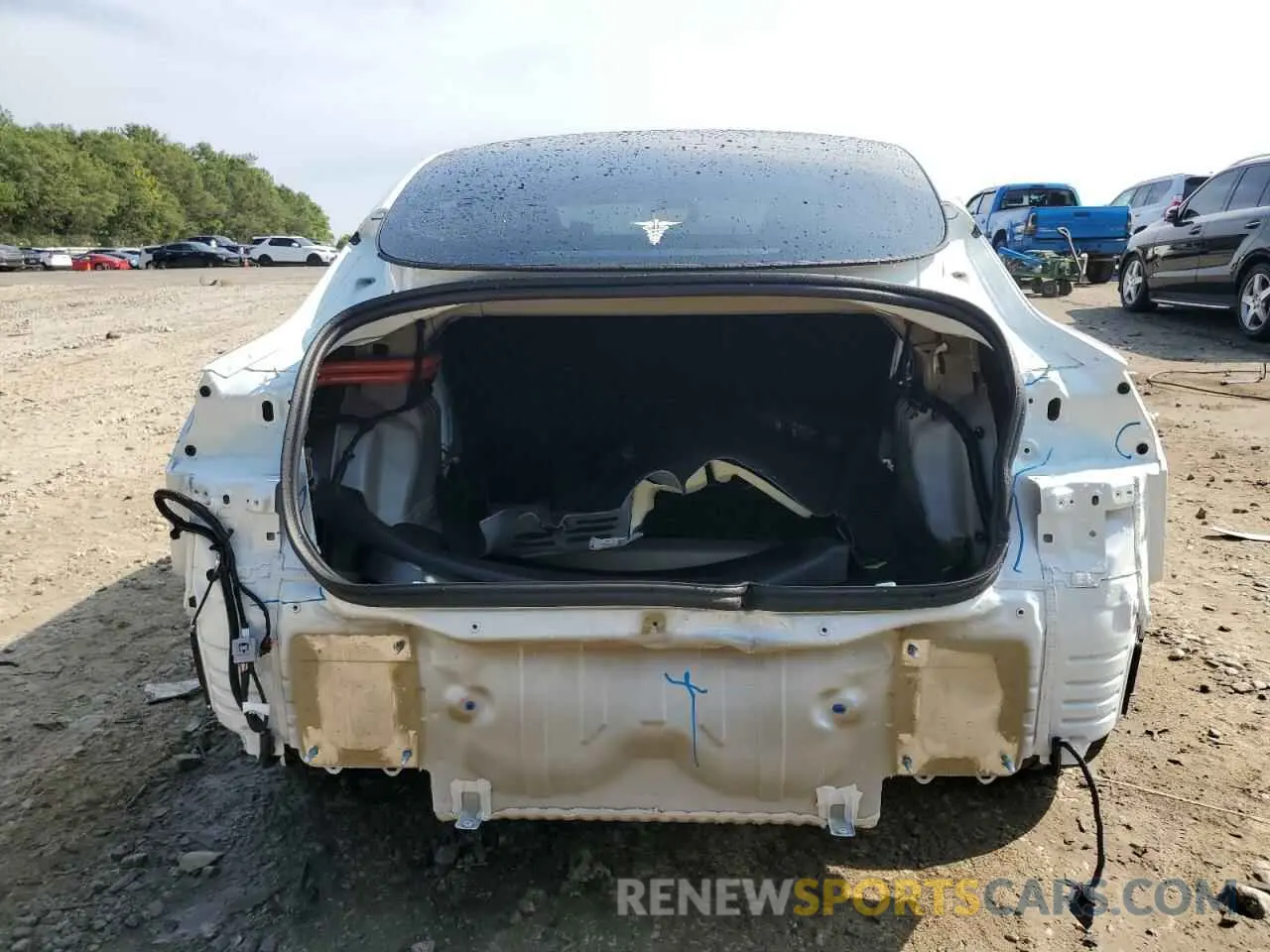 6 Photograph of a damaged car 5YJ3E1EC7PF604759 TESLA MODEL 3 2023
