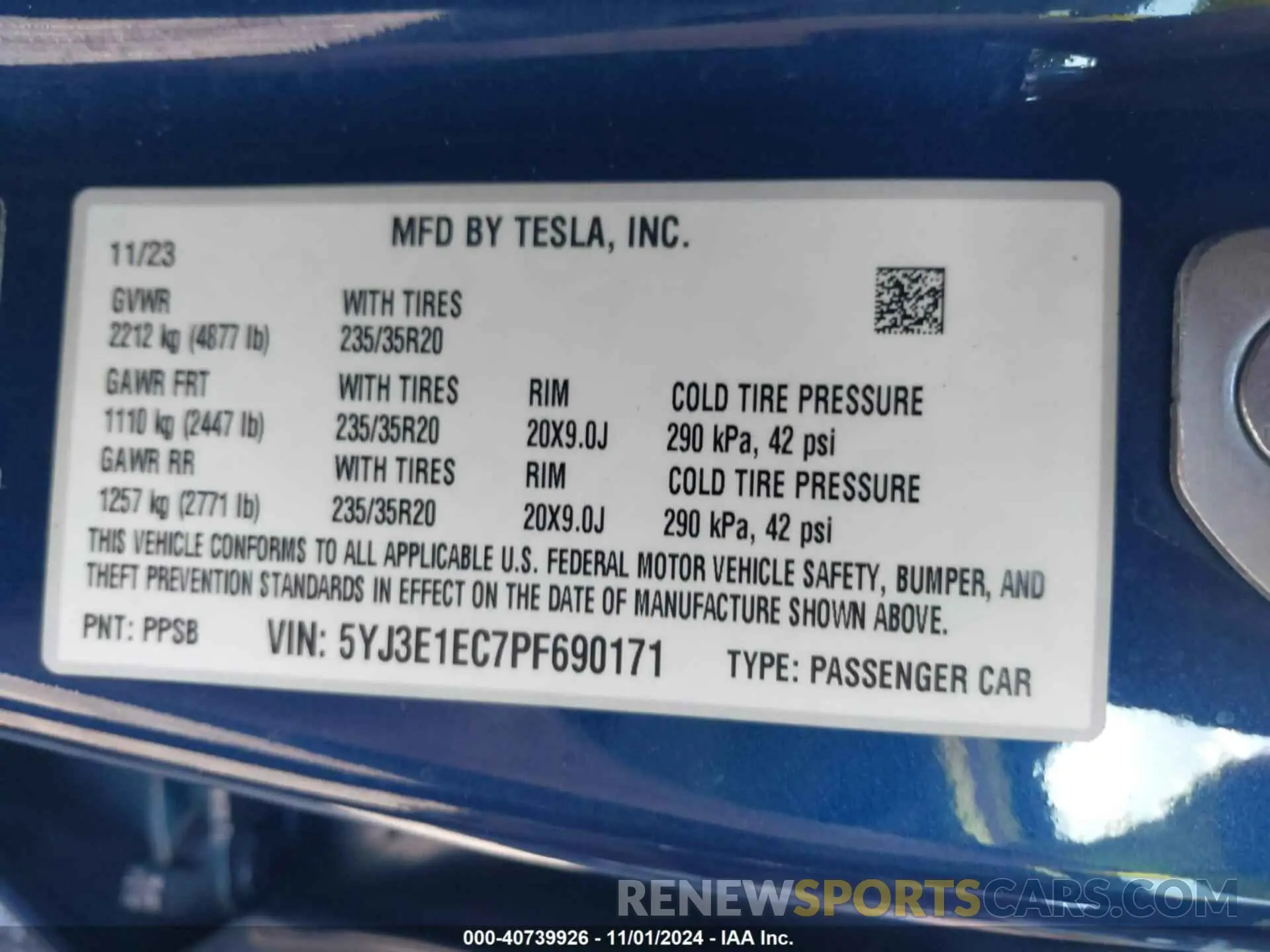 9 Photograph of a damaged car 5YJ3E1EC7PF690171 TESLA MODEL 3 2023