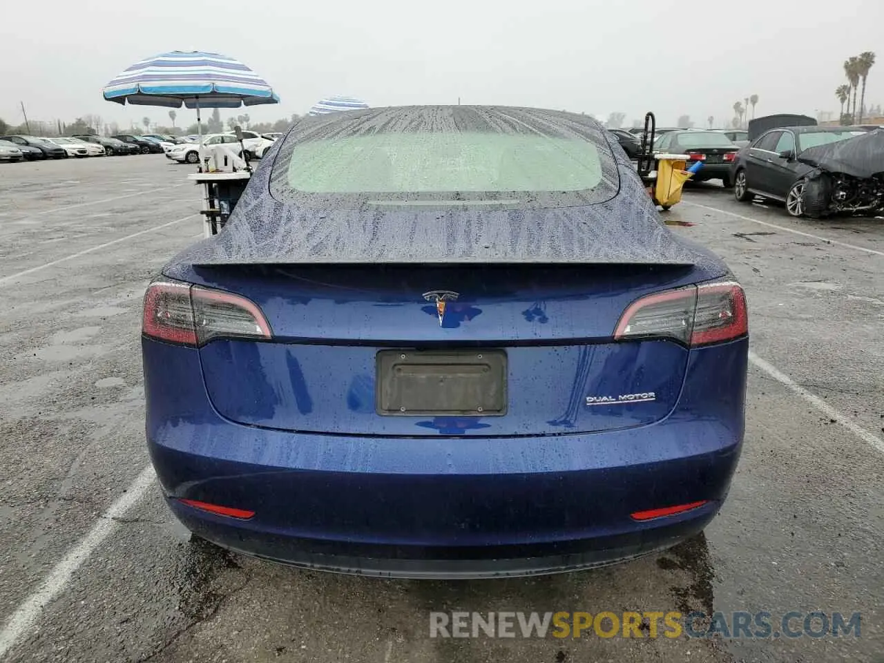 6 Photograph of a damaged car 5YJ3E1EC8PF461353 TESLA MODEL 3 2023