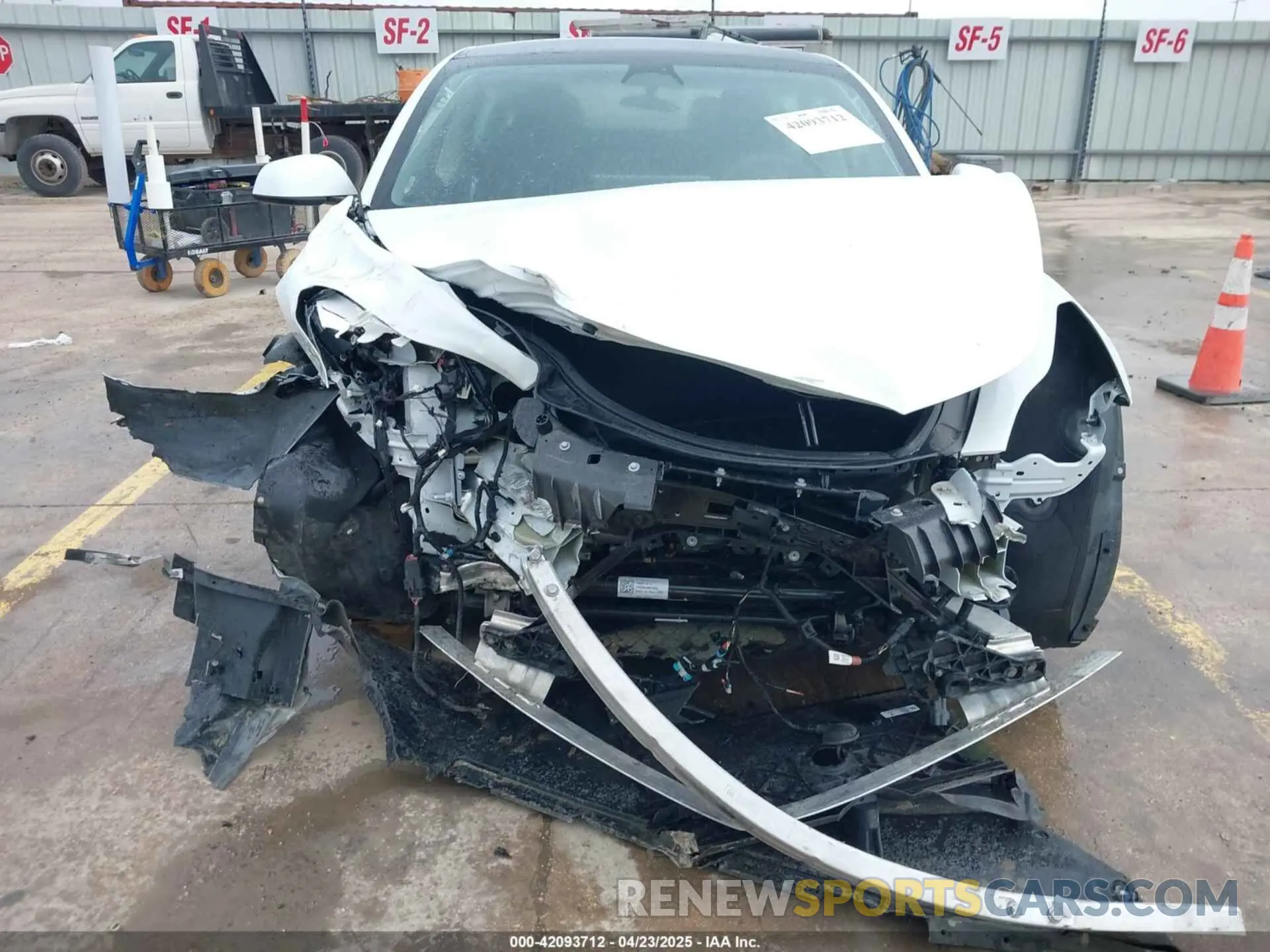 12 Photograph of a damaged car 5YJ3E1EC8PF487550 TESLA MODEL 3 2023