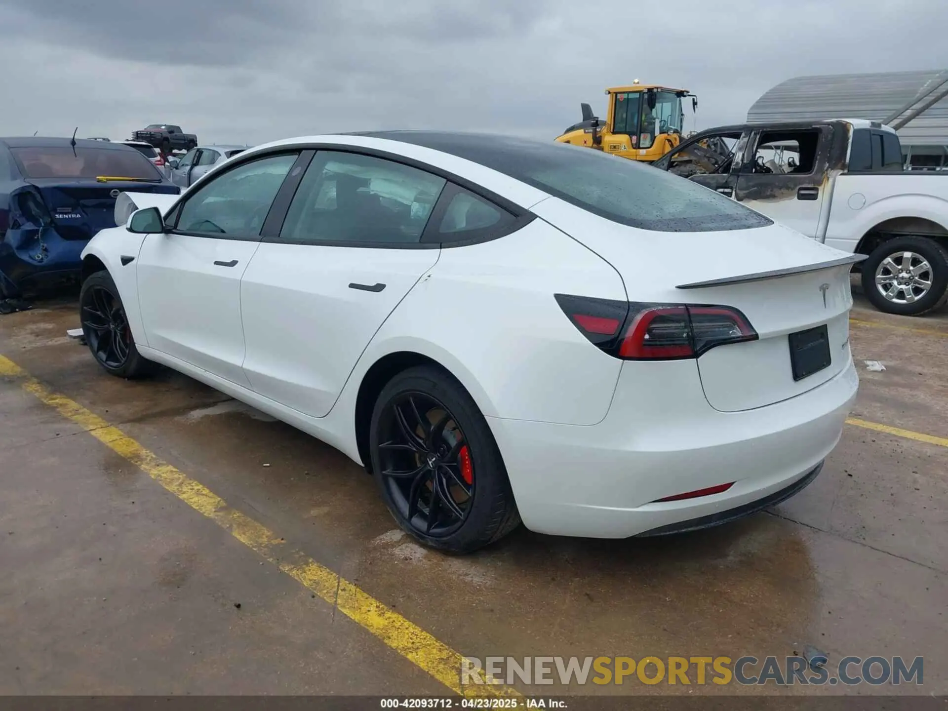 3 Photograph of a damaged car 5YJ3E1EC8PF487550 TESLA MODEL 3 2023