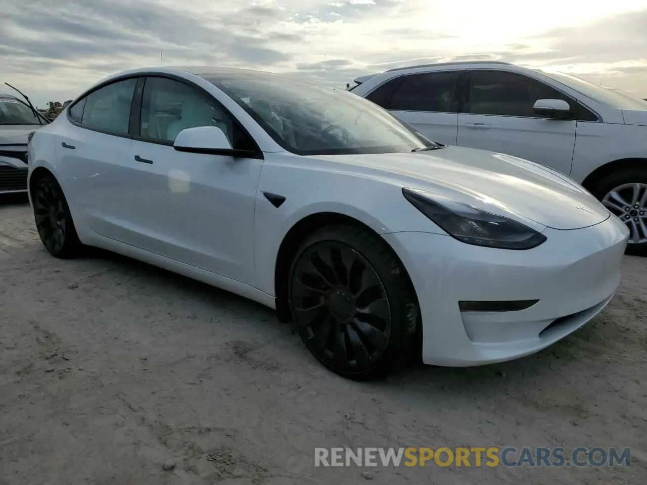 4 Photograph of a damaged car 5YJ3E1EC8PF596672 TESLA MODEL 3 2023