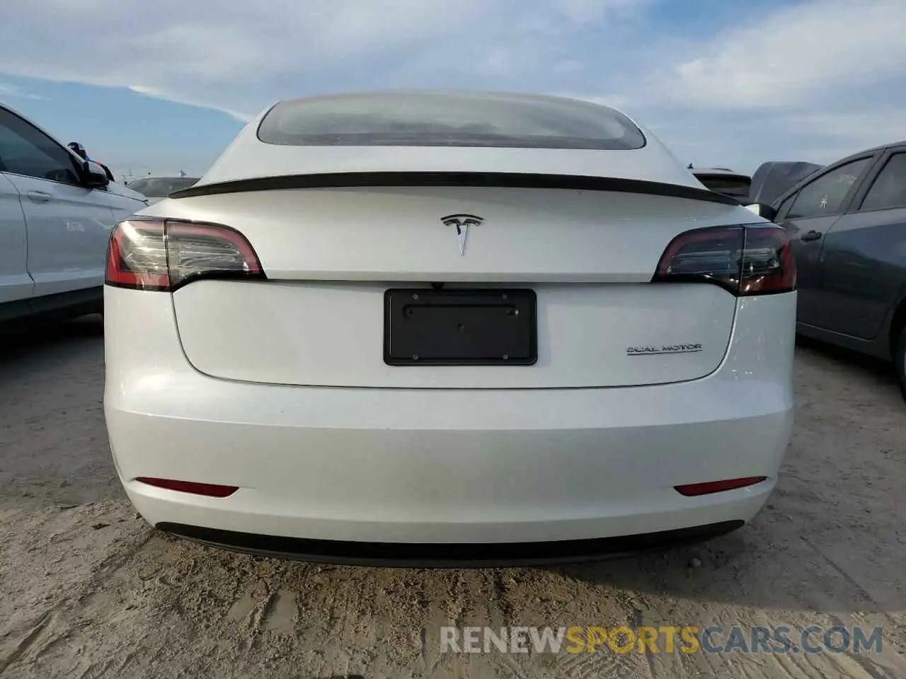 6 Photograph of a damaged car 5YJ3E1EC8PF596672 TESLA MODEL 3 2023